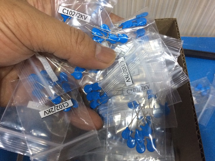 C102 2KV (1 ถุงมี6 ตัว)