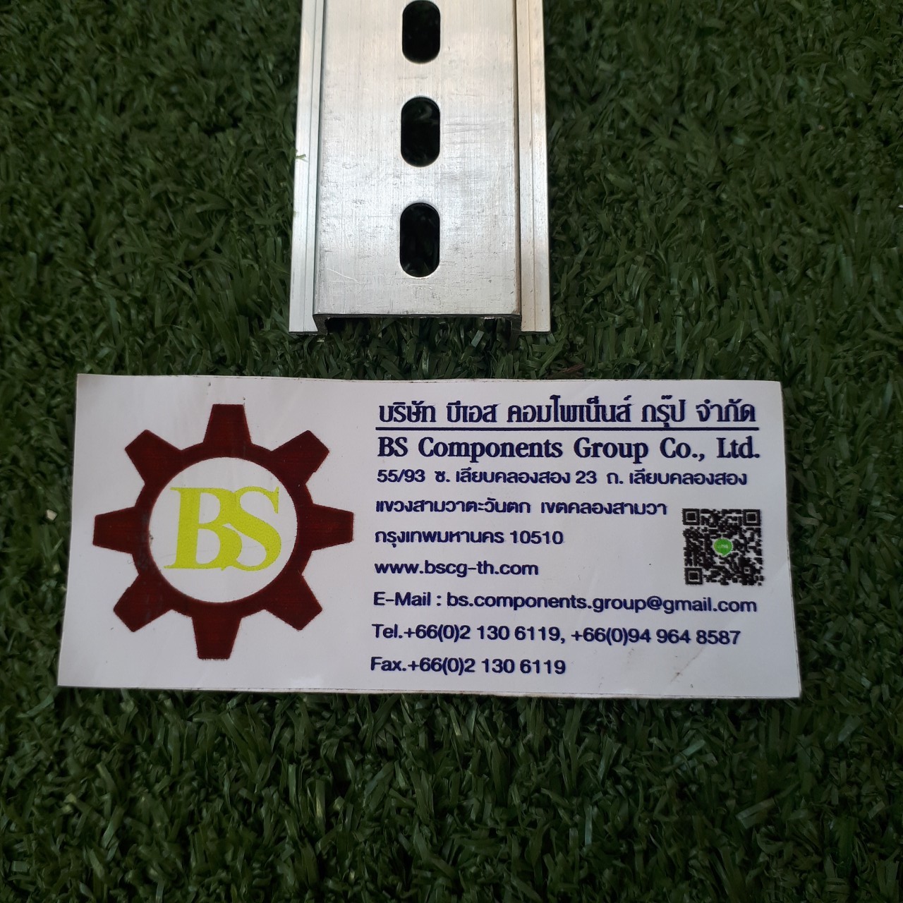 BIG ONE : Aluminum mounting rails, 1M