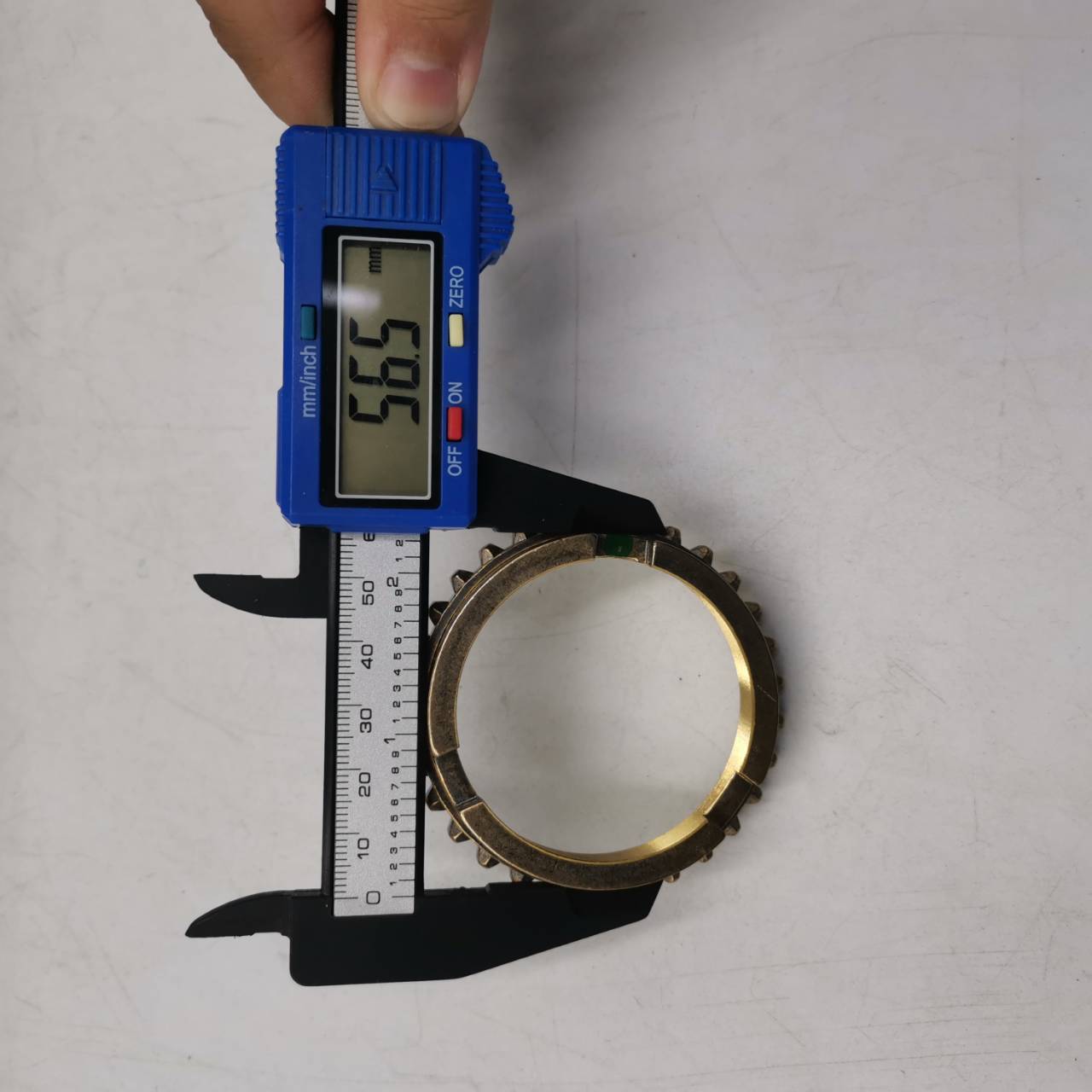 เพืองทองเหลืองเกียร Jeep จี๊ป วัสดุทองเหลือง อันละ