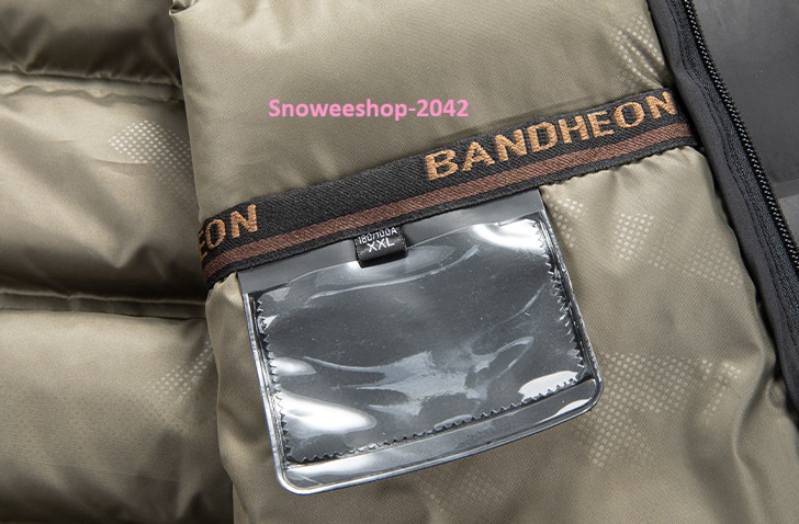 โค้ทผู้ชายลุคเจนเทิลแมน เท่ อบอุ่น ครบจบในตัวเดียว หนาวติดลบ หิมะโปรย หรือเจอลมแรงแค่ไหน…ก็เอาอยู่ หนาวติดลบ หิมะโปรย หรือเจอลมแรงแค่ไหน…ก็เอาอยู่ ดีไซน์เนี๊ยบ ดูดีตั้งแต่สนามบินจนถึงเมืองหนาว อบอุ่นขั้นสุด กันหนาวติดลบได้จริง กันหิมะ กันน้ำ กันลมแรง สวมใ