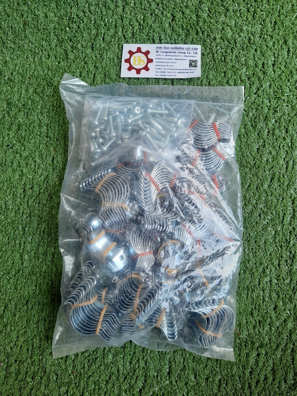 แคล้มวงเดือน EMT 1" ชุบขาว