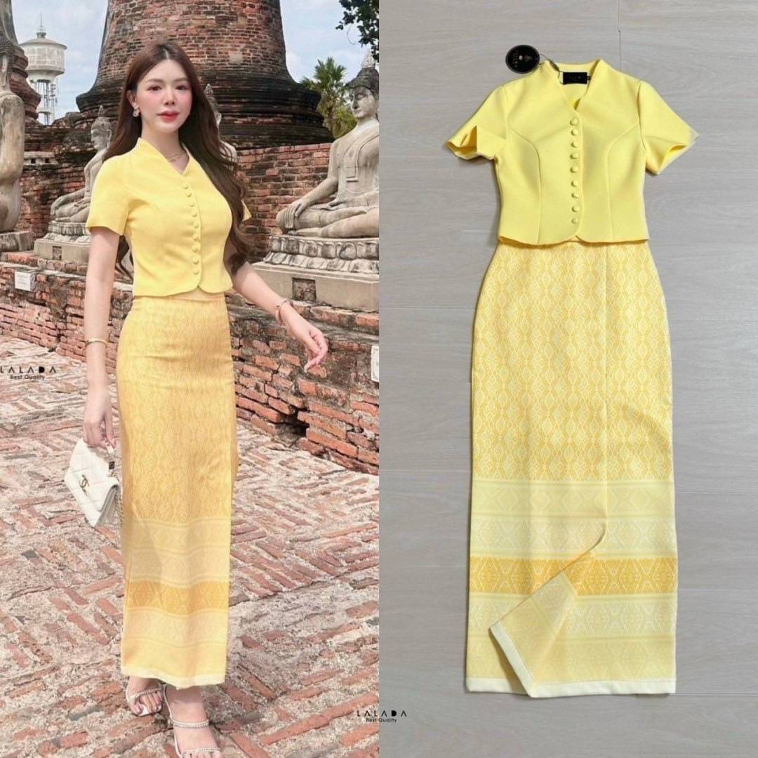 🌸LALADA (ลลดา)🌸 พร้อมส่ง 4 ไซส์ค่ะ #งามอย่างไทย #ชุดไทย •Detail : set 2 ชิ้น ผ้าไทย ชุดไปทำบุญ ชุดไปงาน พร้อมส่งค่า เสื้อคอวีสีชมพูกระดุมหน้า ช่วงอกเสริมฟองน้ำแมทช์กับผ้าถุงสำเร็จ ผ้าพิมพ์ลายมีซิบหลัง สวมใส่สะดวก สีสวย งานบุญ งานบวชได้หมดเ