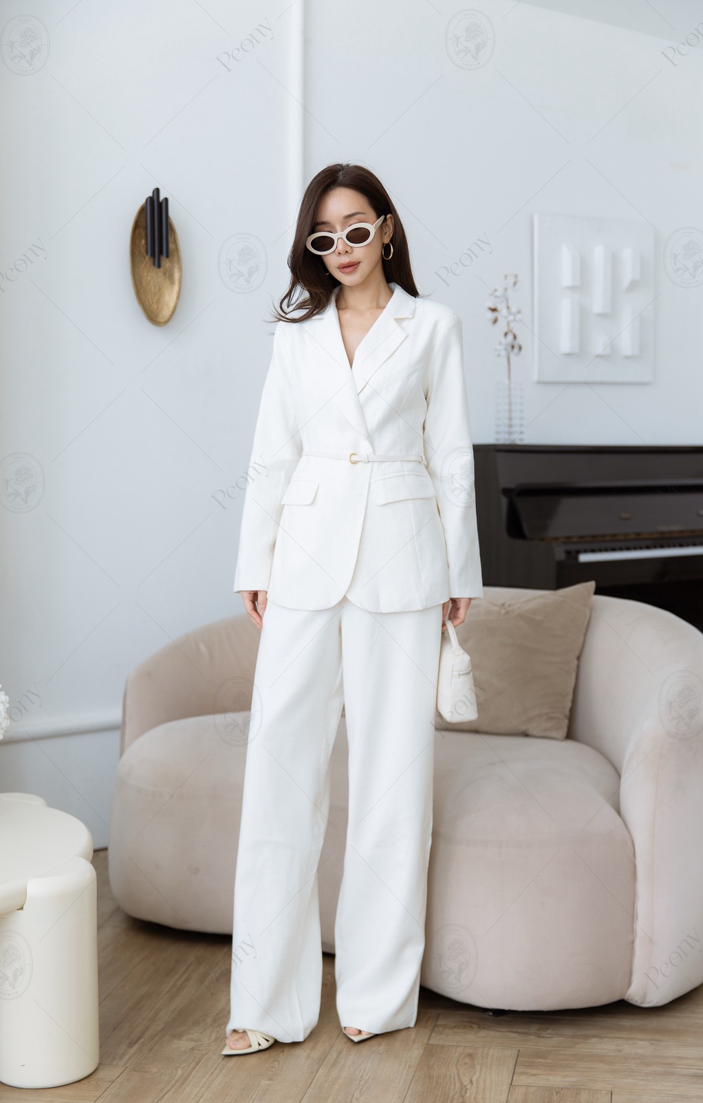 🤍 D.C. #894 Color : off white / black 🤍 ชุดเซตสูท เนื้อผ้าลินินผสม สวมใส่สบาย ม แมทมาพร้อมกางเกงขายาว และเข็มขัดเข้าชุด บุซับในทั้งตัว คอมพลีทลุ๊ค