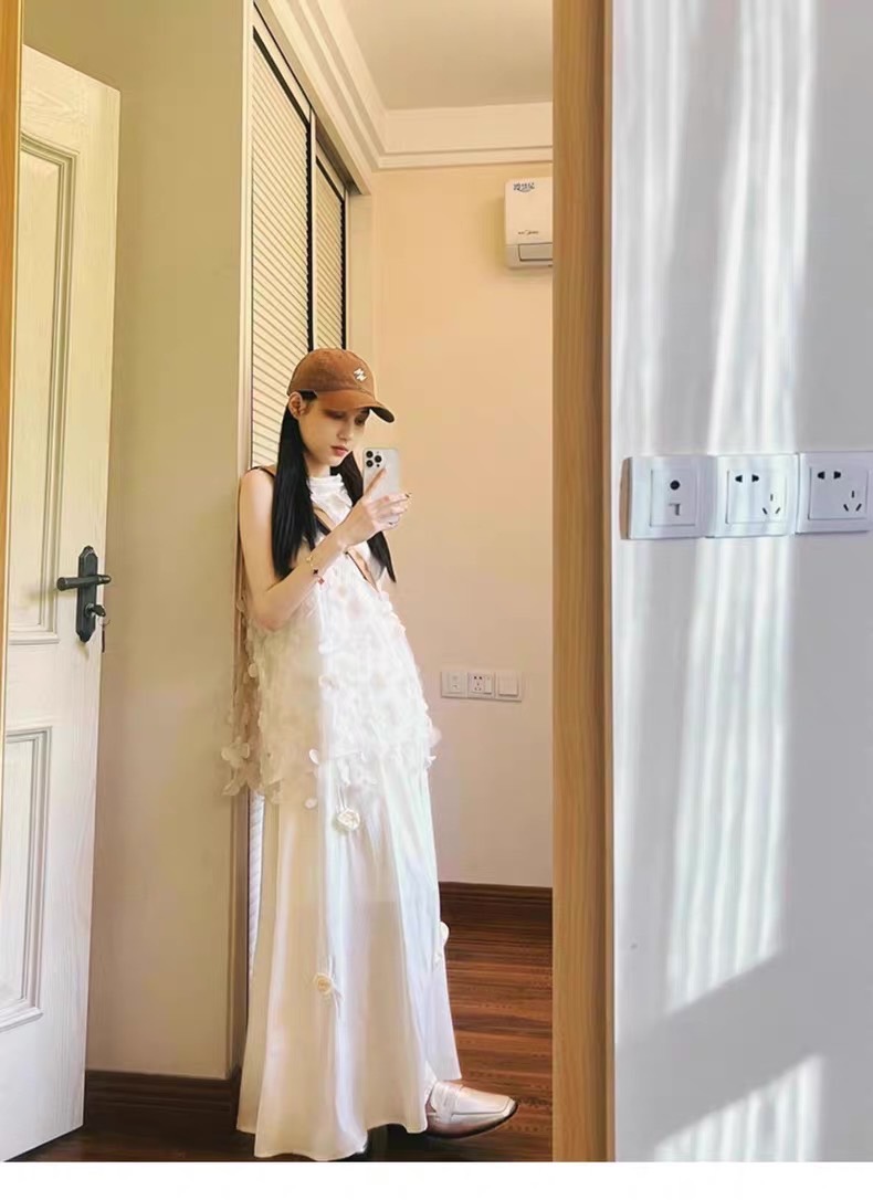 🇰🇷𝐁𝐲 𝒔𝒆𝒐𝒖𝒍𝒔𝒕𝒐𝒓𝒆 𝐃𝐞𝐭𝐚𝐢𝐥 :ชุดเซ๊ท 2 ชิ้น แถมเข็มกลัดดอกไม้ เสื้อออกแบบดีไซน์ได้สวยหรู แต่ง ป๊อปอั