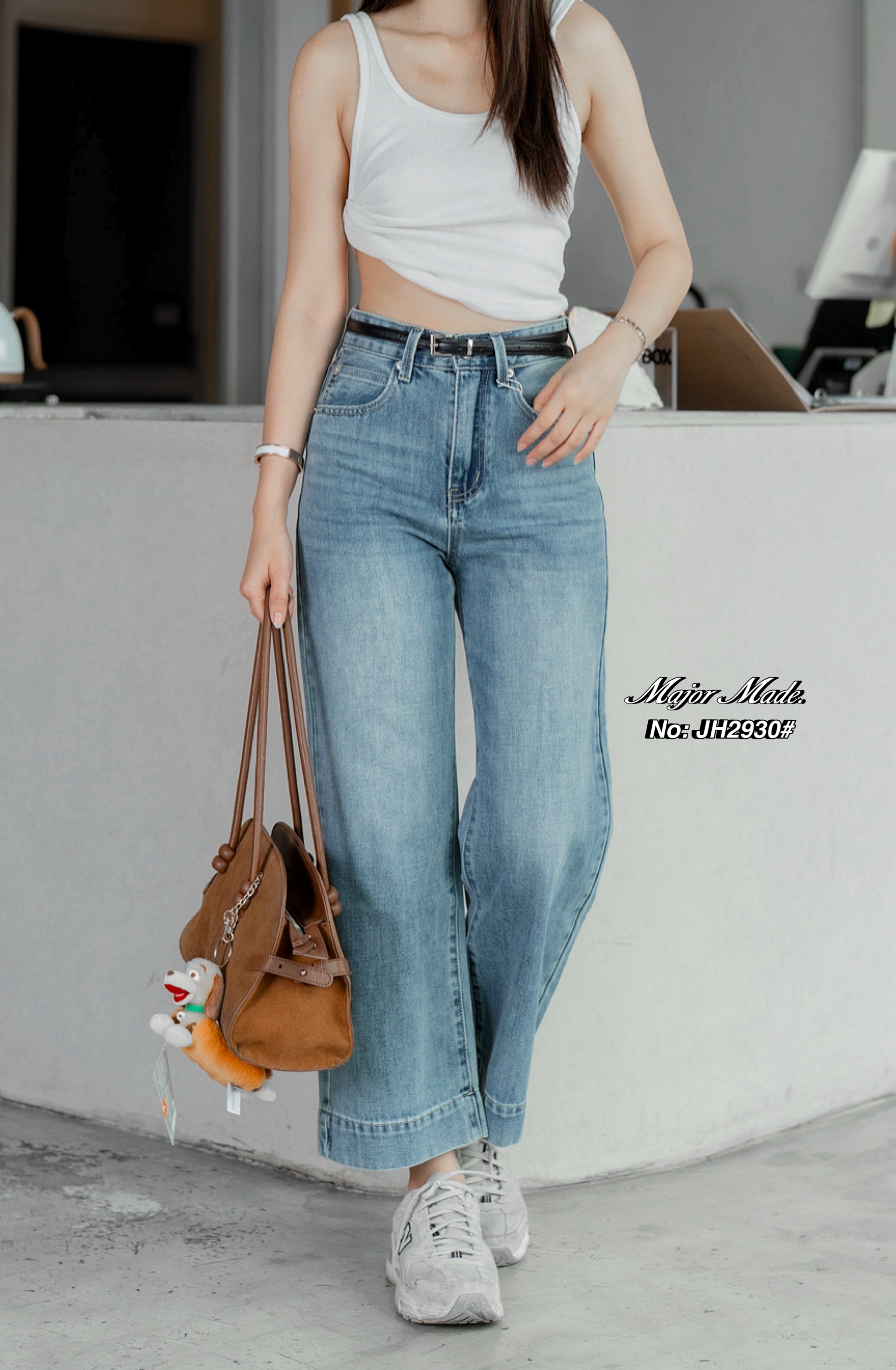 No. JH2930# -กางเกงยีนส์ขา8ส่วน ทรงมาใหม่คะ ทรงนี้ปีนี้มาแรงมากค่ะ ทรงเรียบๆ ปลายขาเย็บ ปลายขากว้าง เก๋มากๆ เอวสูง ใส่ดูเพรียวมาก(ผ้าไม่ยืด ทางร้านสั่งทำเข็มขัด พร้อมให้ด้วย ) ใส่สบายมว๊าก ตัวนี้ใส่ได้ตลอด ควรมีติดตู้กันนะคะ