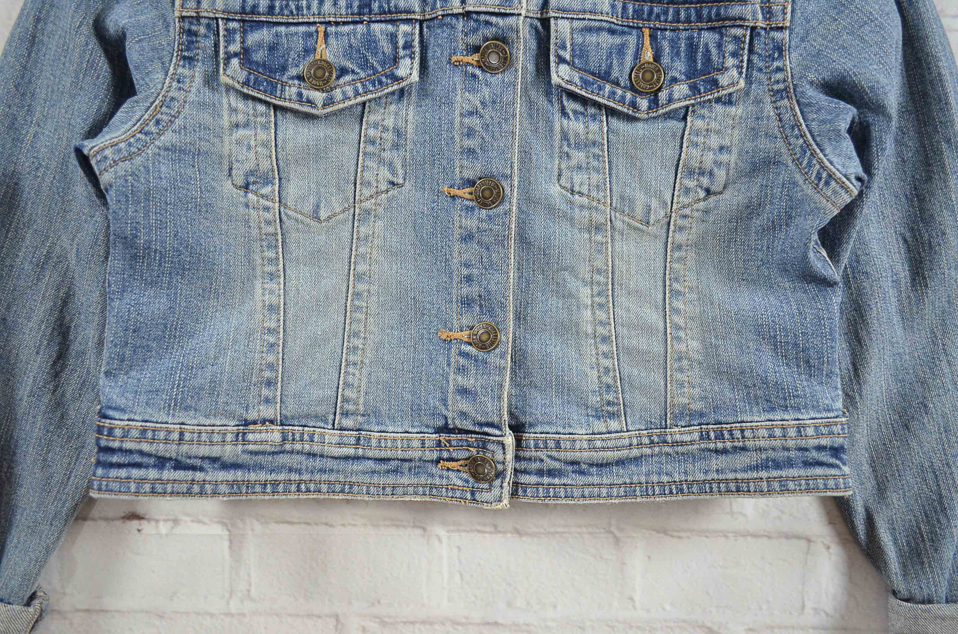 Mouth Valle อกจริง32' (XS) เสื้อแจ็คเก็ตยีนส์ เสื้อยีนส์แขนยาวหญิงชาย สียีนส์ฟอกซีด ผ้านุ่มใส่สบาย