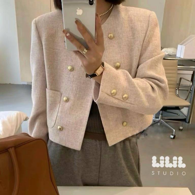 LILIL STUDIO🩷 เบลเซอร์ลินิน Korea style กระดุมทองคู่ กระเป๋าหน้าซับในผ้าลื่น ทรงสวยcuttingเนี้ยบ พร้อมส่งค่ะ