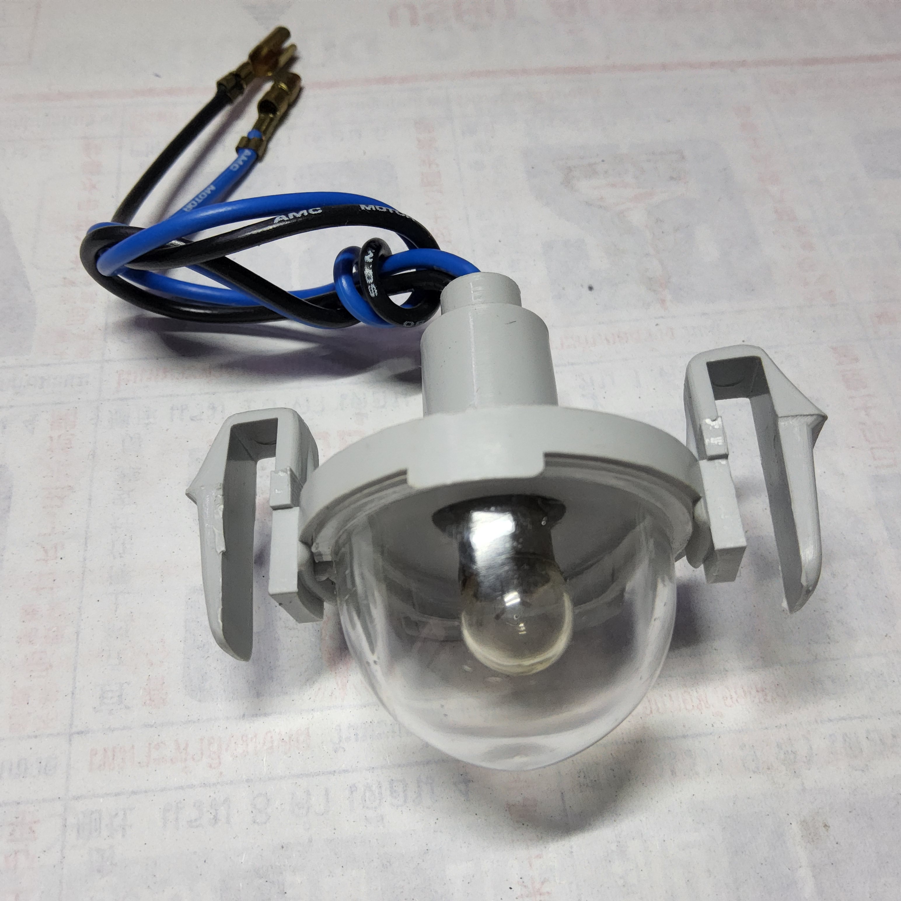 AA ไฟส่องป้าย TOYOTA MTX 12V เกรดA ใช้ได้ทุกรถ ดัดแปลง ขนาด 40 × 44 × 63 มม. อันละ