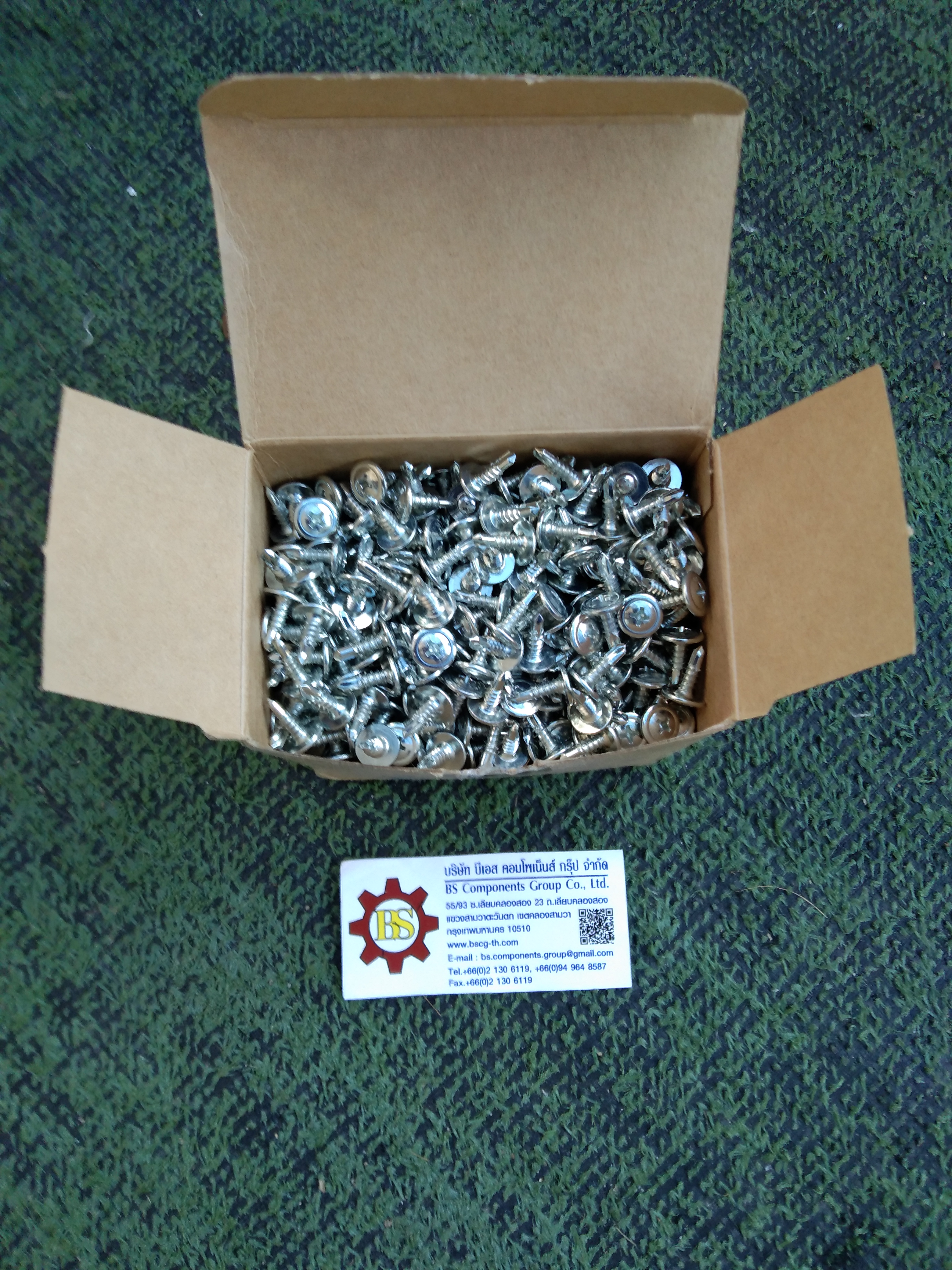 สกรูปลายสว่านหัวเวเฟอร์ชุบขาว หัวจาน P8-18x1/2"