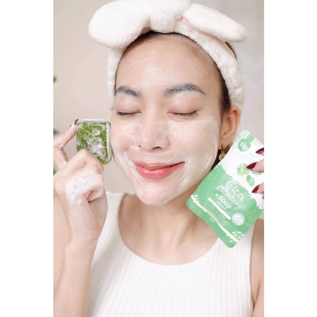 สบู่ใบบัวบก 50กรัม Cica Soap The Charming Garden ชิก้า รีไวทัลไลซิ่ง โซป