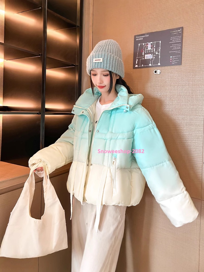 หนาวติดลบก็ยังน่ารัก แจ็คเก็ตดาวน์พาสเทลโทนเกาหลีใส่เที่ยวญี่ปุ่น เกาหลี หรือยุโรปได้สบาย ไซส์ S–2XL มีให้เลือกทั้งสีฟ้า & ชมพู เสื้อดาวน์กันหนาวซิป+กระดุม 2 ชั้น อุ่นถึงติดลบ ทรงโอเวอร์ไซใส่ง่าย ถ่ายรูปขึ้นทุกมุม