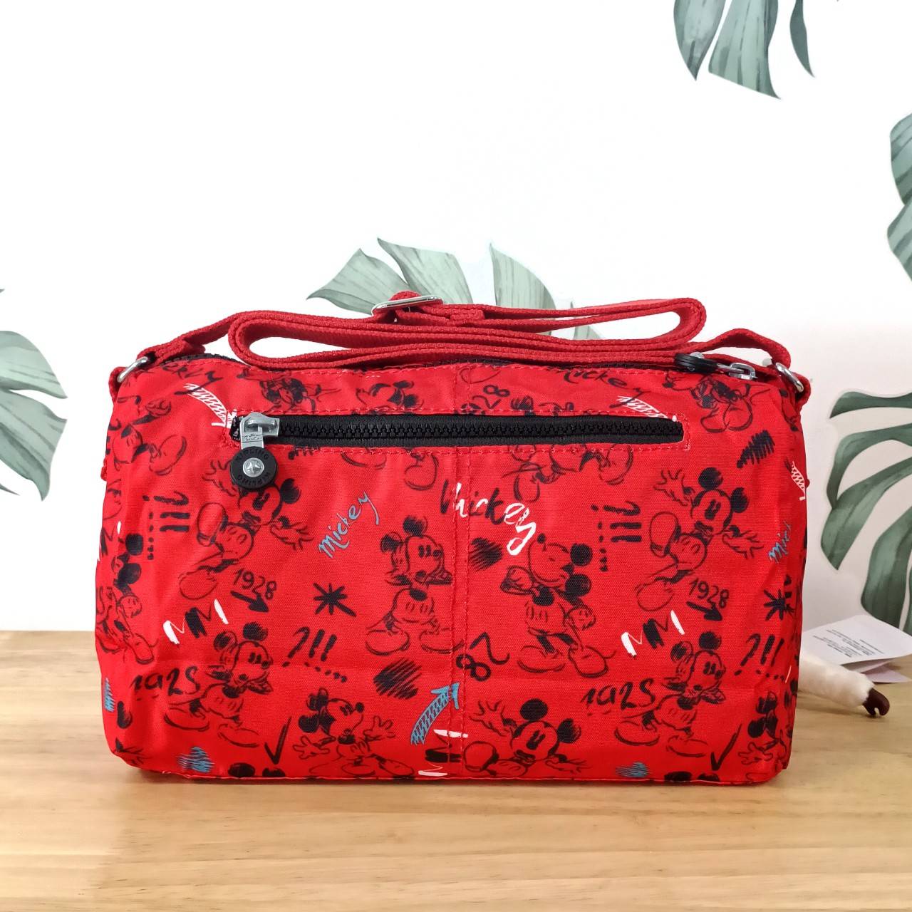 กระเป๋าสะพายคิปลิงค์จุของได้เยอะใช้ได้ทั้งหญิงชาย KIPLING RETH CROSSBODY BAG