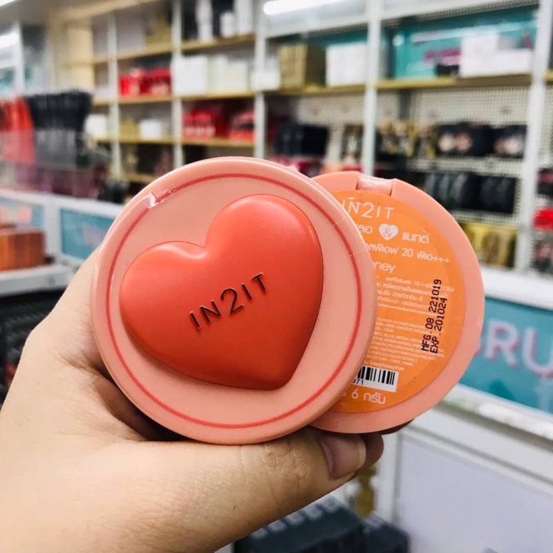 IN2IT Blur & Matte Pressed Powder SPF 20 PA++ 6g แป้งผสมรองพื้น