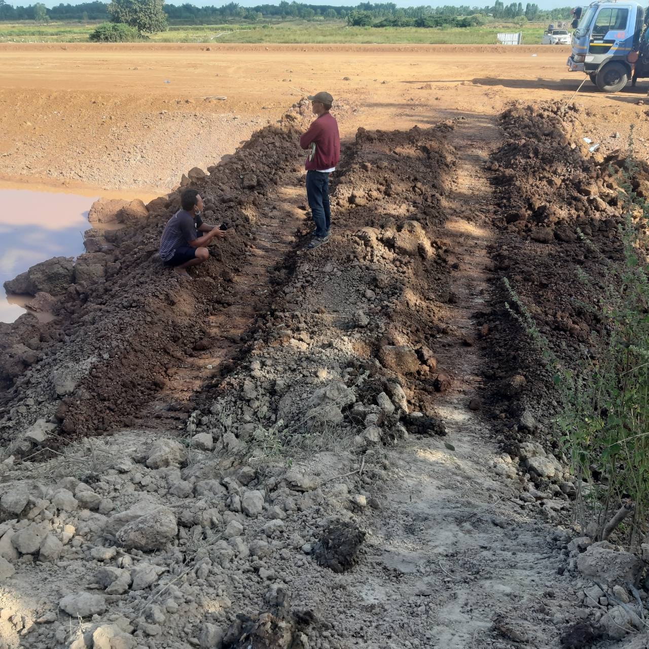 ขายที่ดินสวยบรรยากาศดีการเดินทางสะดวกสบายอำเภอเมืองหนองคาย พื้นที่ติดกัน 3 แปลงรวม26 ไร่ 3 งาน 1 ตรว. ใกล้เขตเทศบาลเมืองหนองคายเหมาะแก่การทำบ้านสวน รีสอร์ท