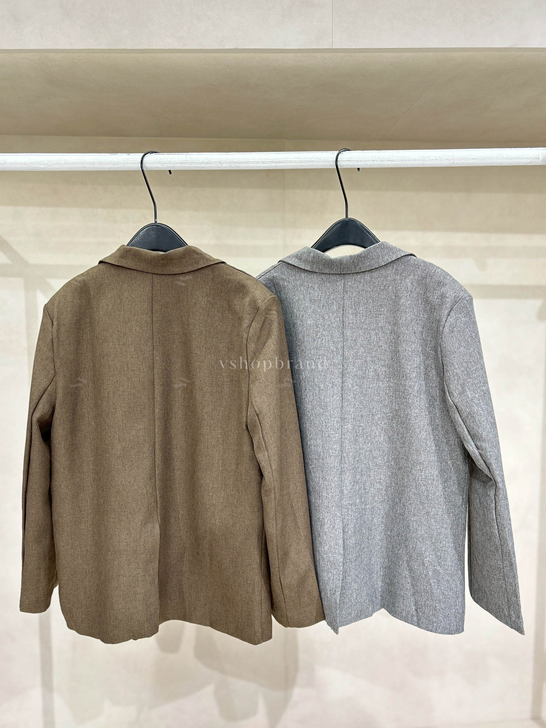 Blazer สูทแขนยาวหระดุมหน้า