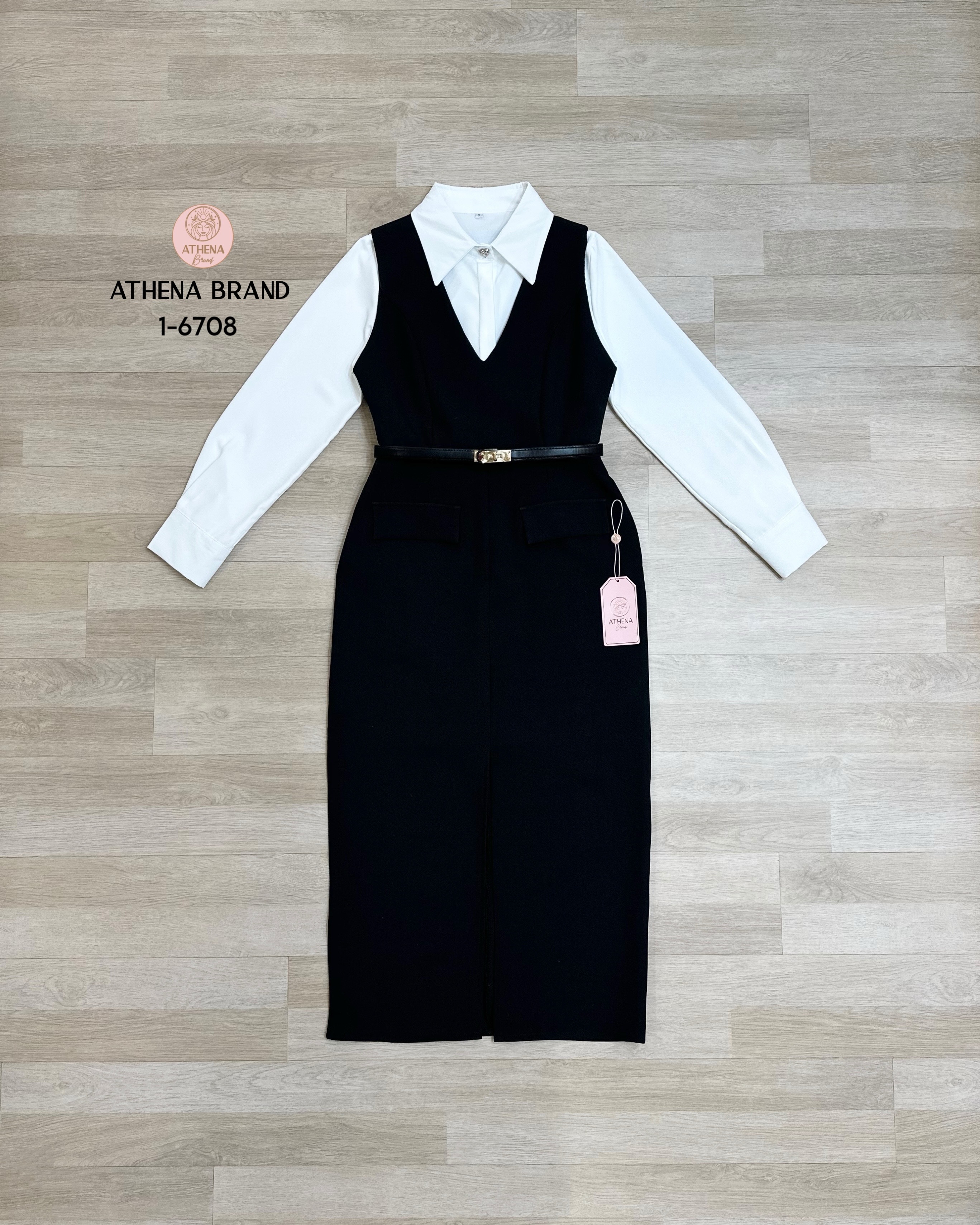 Tag 🔖 :Athena (อธีน่า) Brand Detail :: เสื้อ+เดรส+เข็มขัด Set 3 ชิ้น เดรสดีไซน์คอวีด้านหน้าแต่งกระเป๋าหลอก มีกระเป๋าด้านข้างใช้งานได้จริง ตัวเดรสดีไซน์ผ่าหน้า เนื้อผ้าดี๊ดีมีน้ำหนักและมีTexture งานมีซับในสวมใส่แบบซิปด้านหลัง แมตช์มาคู่กับเสื้อเชิ้
