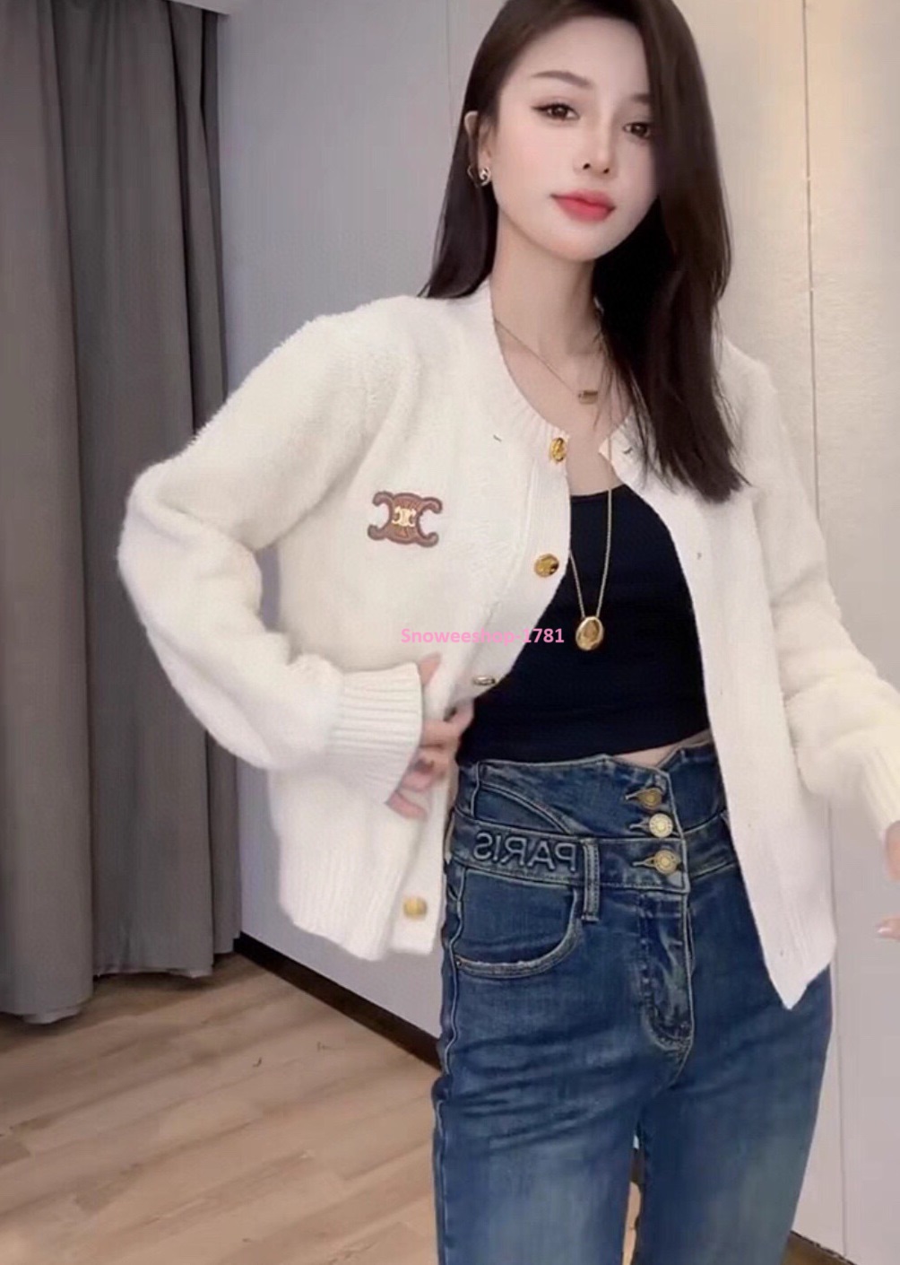 เสื้อไหมพรมคาร์ดิแกนงานเหมือนแบรนด์ดัง ผ้าทอหนาเกรดพรีเมี่ยมสีเบจ ใส่เป็นเสื้อคลุมสวมทับหรือใส่แบบตัวเดียวก็สวย ผ้านิ่มใส่สบายกันหนาวได้ ใส่ไปต่างประเทศหรือใส่ทำงานก็ดูดี