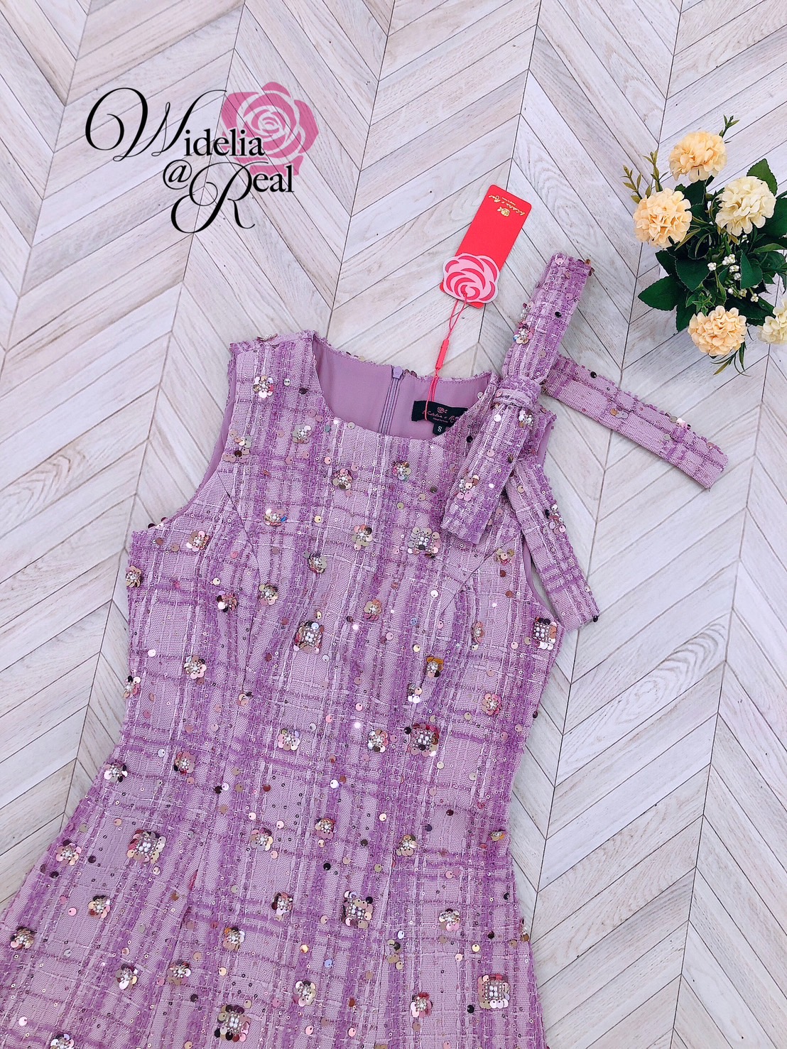 เดรสผ้าทวิตปักเลื่อม เย็บดอกไม้ด้วยลูกปัด ใส่แล้วดูสวยหรูมากแม่