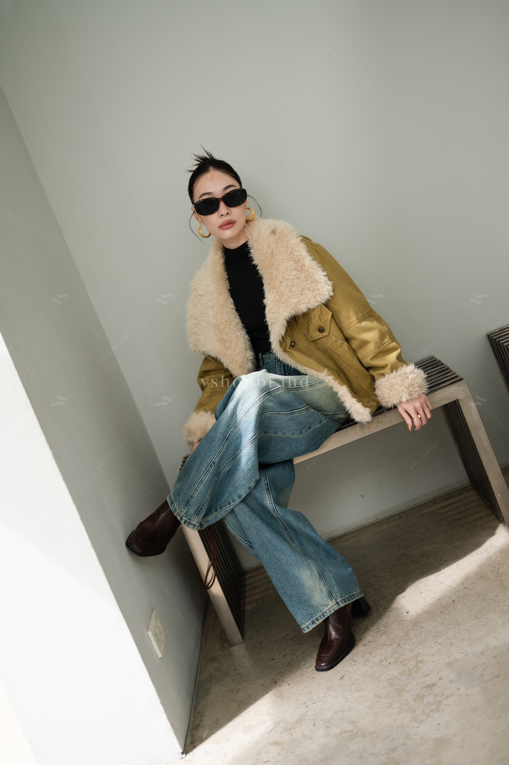 แจ็คเก็ตยีนส์ตีเกร็ดหน้า ปกเฟอร์