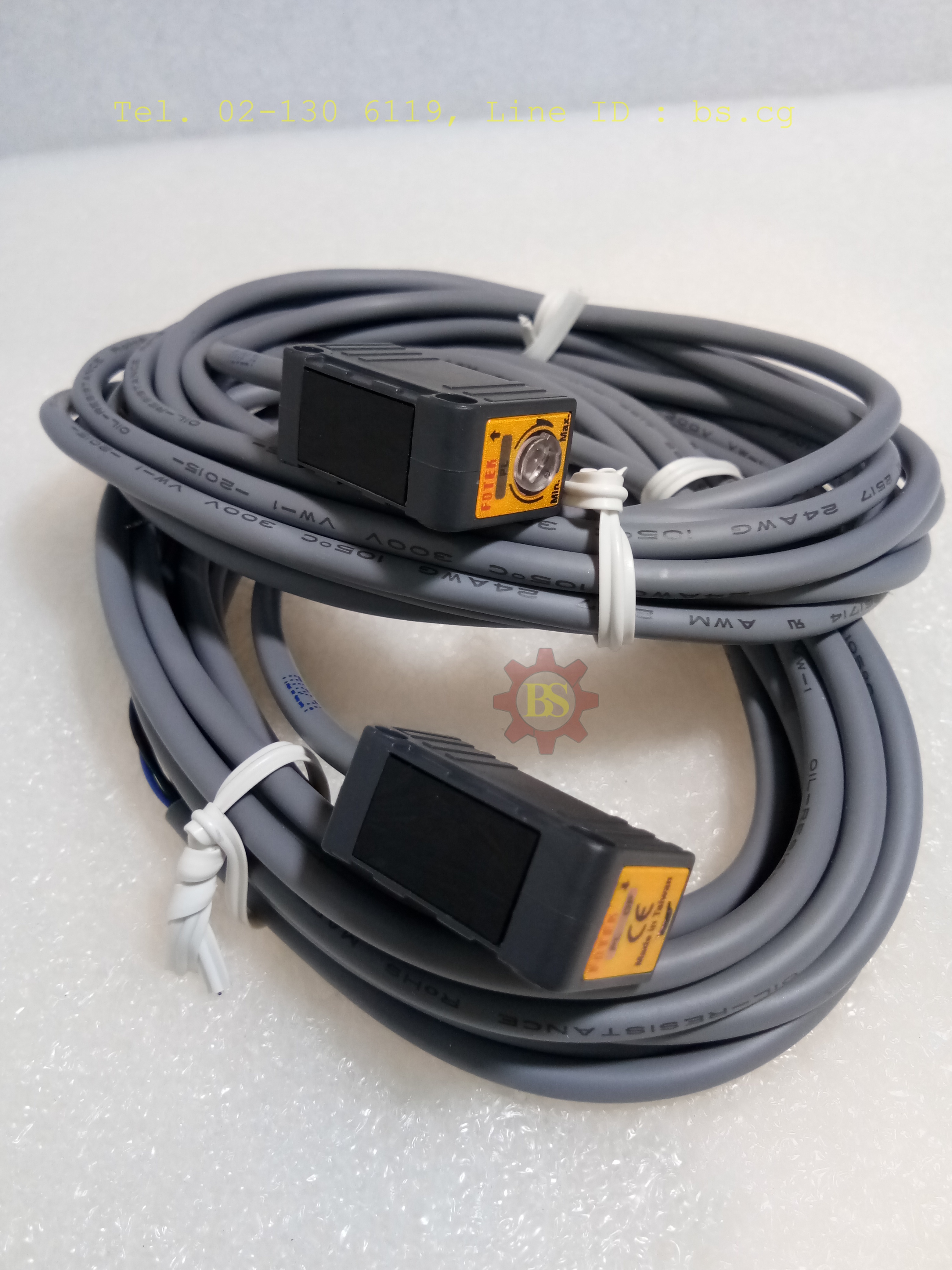 FOTEK: Photo Sensor E2T-4MN