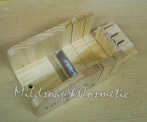 ที่ตัดสบู่ 3 in 1 รุ่น นิโคล ขนาดกว้าง 9.3 ซม.