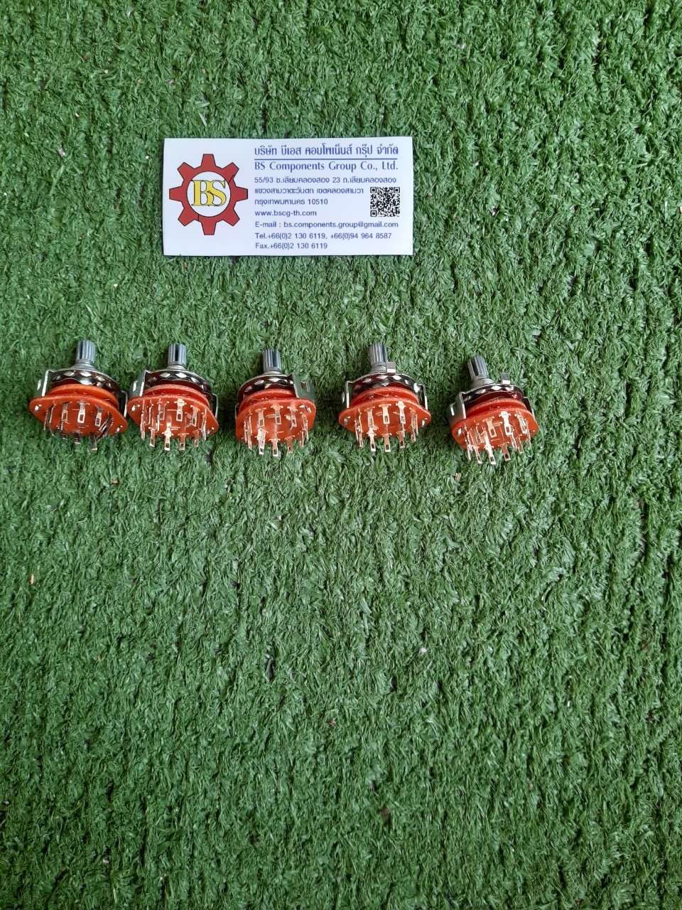 ซีเล็คเตอร์สวิทช์ 12 ช่องหมุนรอบตัว