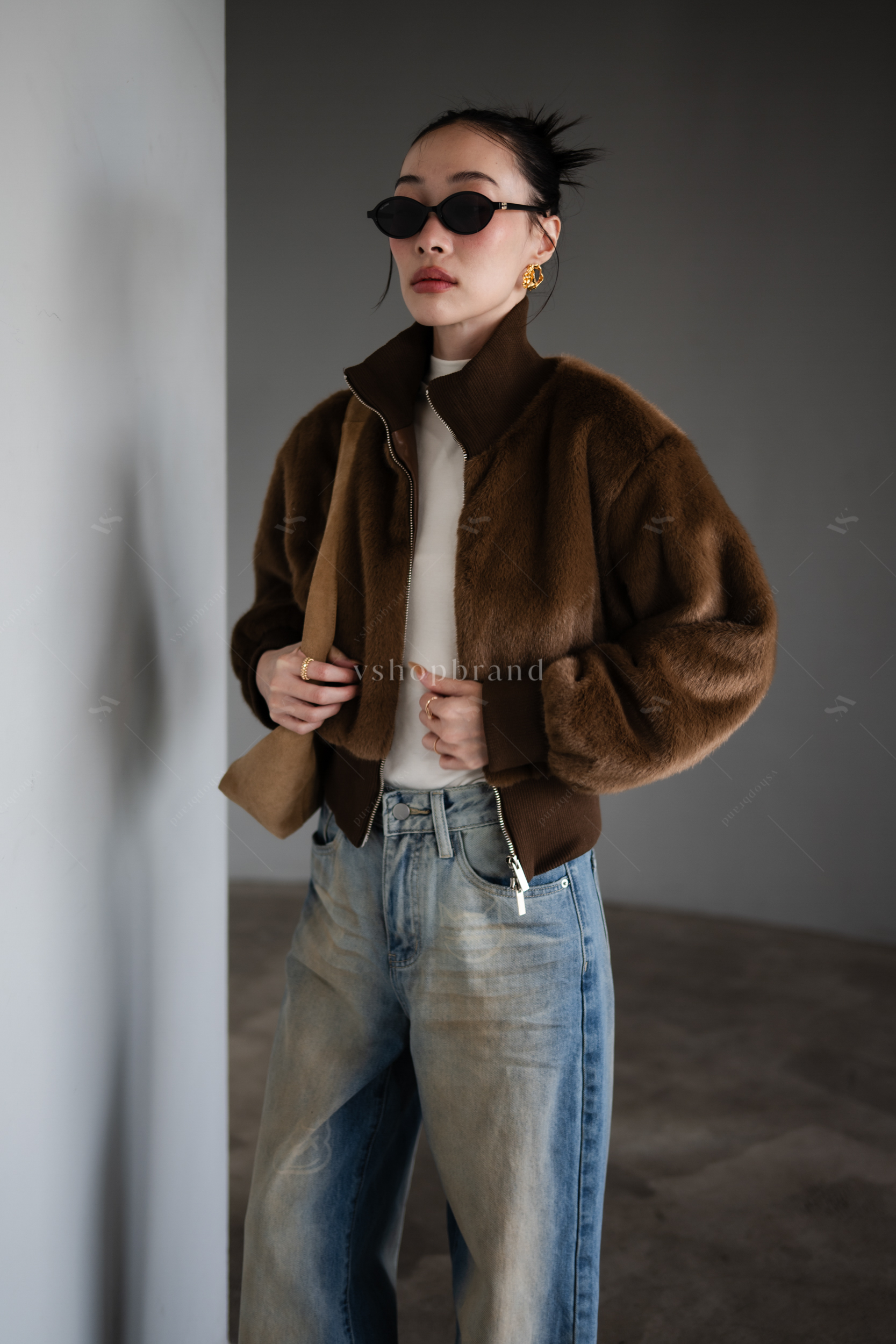 เสื้อคลุมขนเฟอร์ซิปหน้า