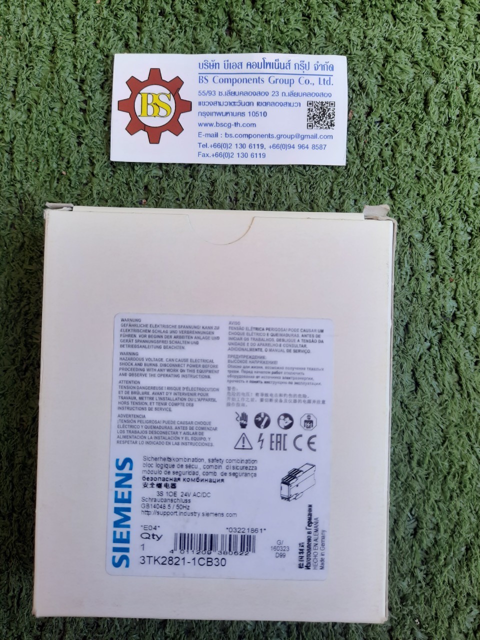 SIEMENS : 3TK2821-1CB30 SIRIUS safety relay with relay enabling circuits (EC) 24 V AC/DC, 22.5 mm Screw terminal EC instantaneous: 3 NO EC delayed: 0 NO SC: 1NC Autostart/manual start Basic device Maximum achieved SIL: 1, PL: c as expansion unit up to max