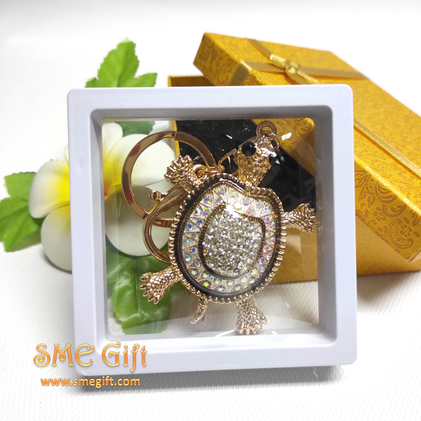 พวงกุญแจ เต่าประดับคริสตัล พร้อมกล่องของขวัญ Turtle Key-01 ชิ้น
