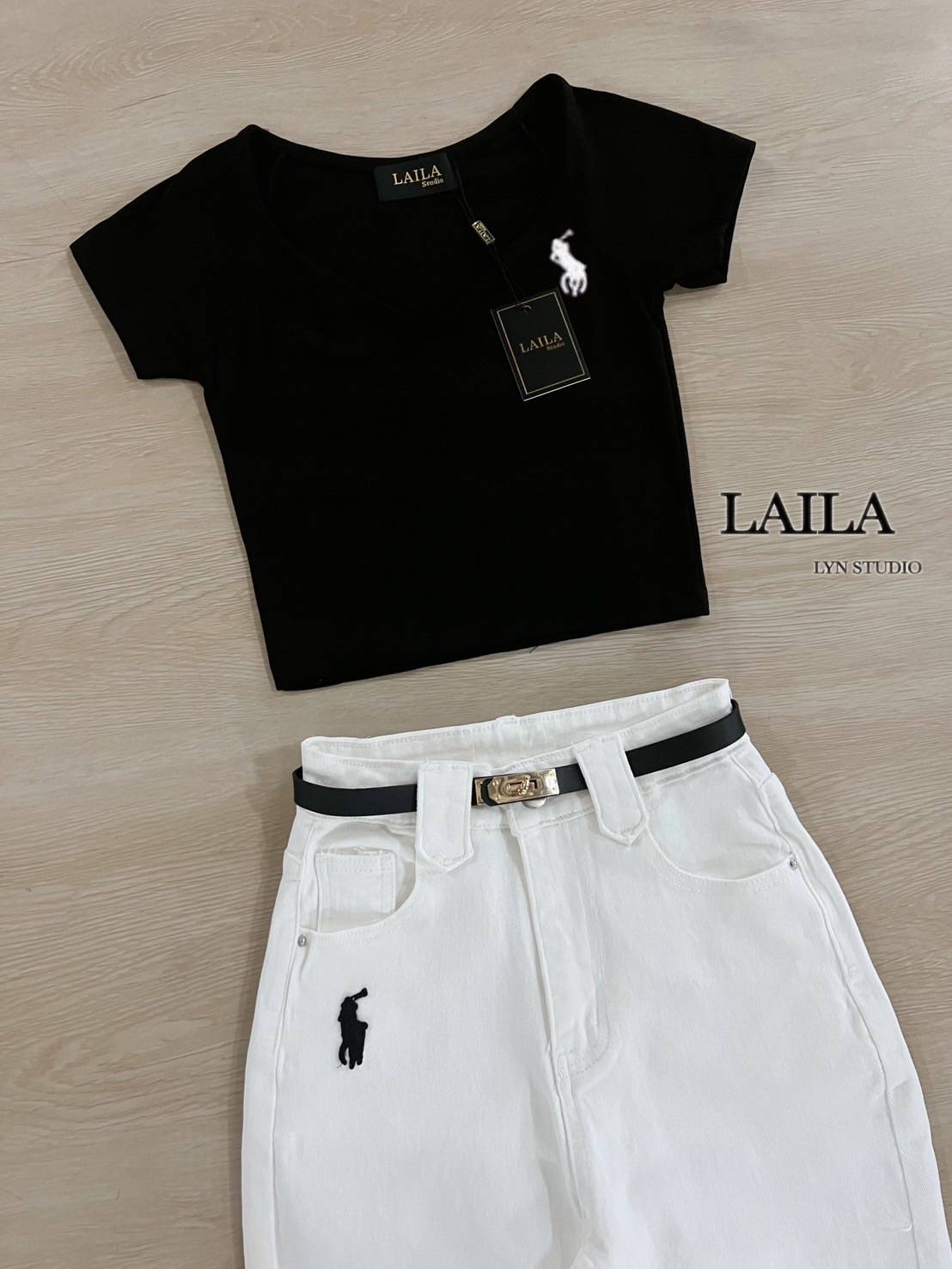 SET บอดี้สูท+กางเกงขายาว+เข็มขัด กางเกงโปโล #ยีนส์โปโล #กางเกงยีนส์ #กางเกงขาม้า #กางเกงยีนส์ขาม้า #กางเกงยีนส์สีขาว #ขาม้าขาว #เสื้อโปโล #เสื้อยืดโปโล #ชุดสวยแพง #ชุดเรียบหรู #ชุดเซ็ตกางเกง #bylaila