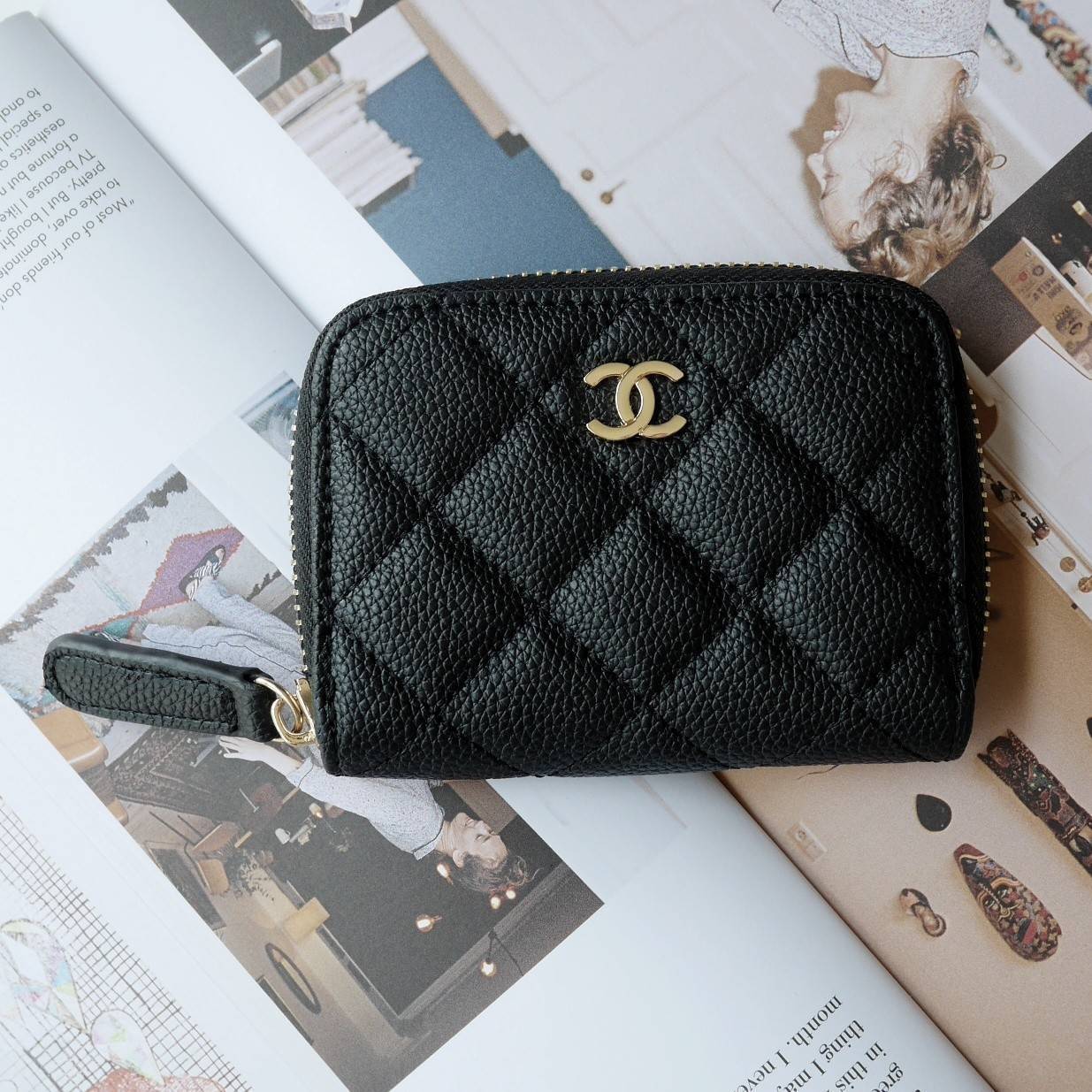 กระเป๋าสตางค์ใบสั้นซิปรอบเรียบรหรูดูแพงแบรนด์เนมชาแนลพรีเมี่ยมกิ๊ฟ Chanel Premium gift-หนังคาเวียร์สีดำอะไหล่ทอง