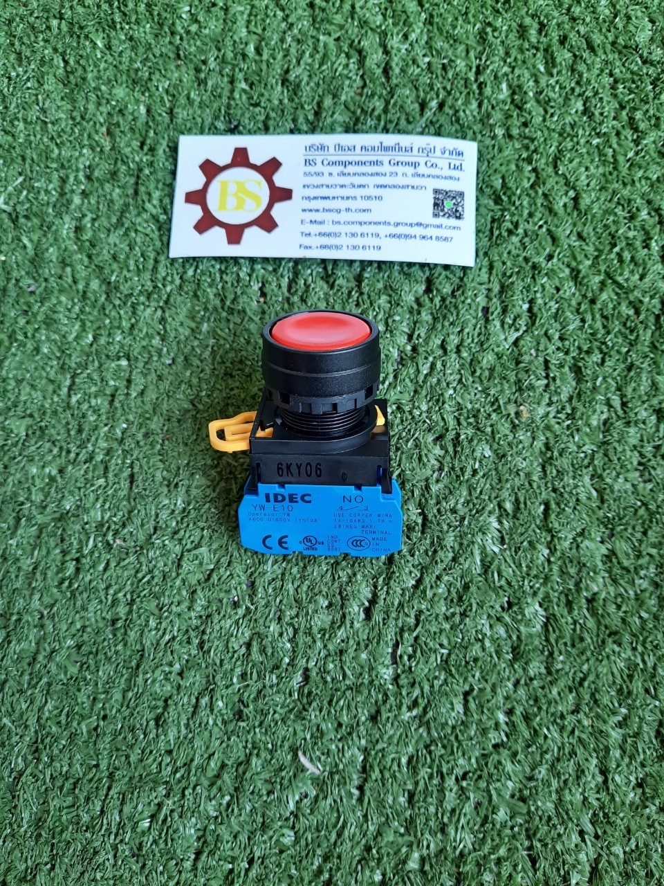 IDEC : PB.22mm. YW1B-M1E10R, 1NO แดง