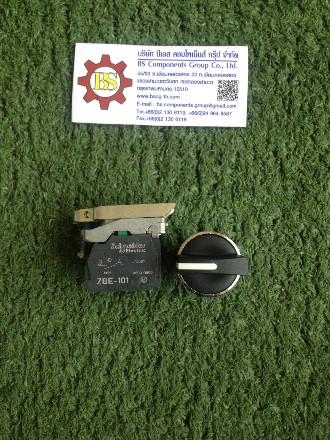 Schneider : Selector XB4BD33 3จังหวะ 1NO+1NO ก้านสั้น