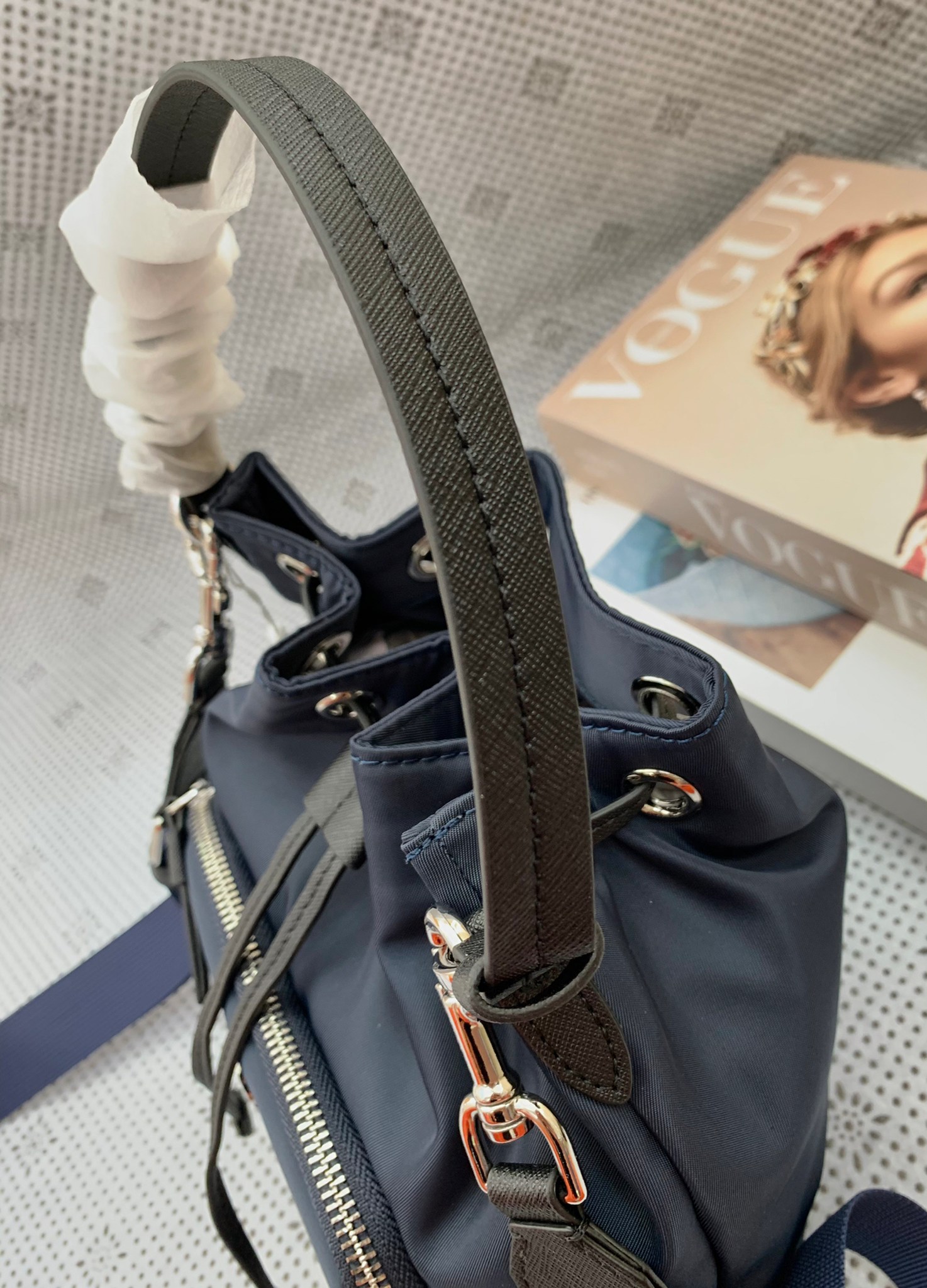 กระเป๋าสะพายไฮโซแบรนด์เนมทอรี่เบิร์ชทรงบัคเก็ตขนมจีบ TORY BURCH VIRGINA BUCKET BAG(134652)