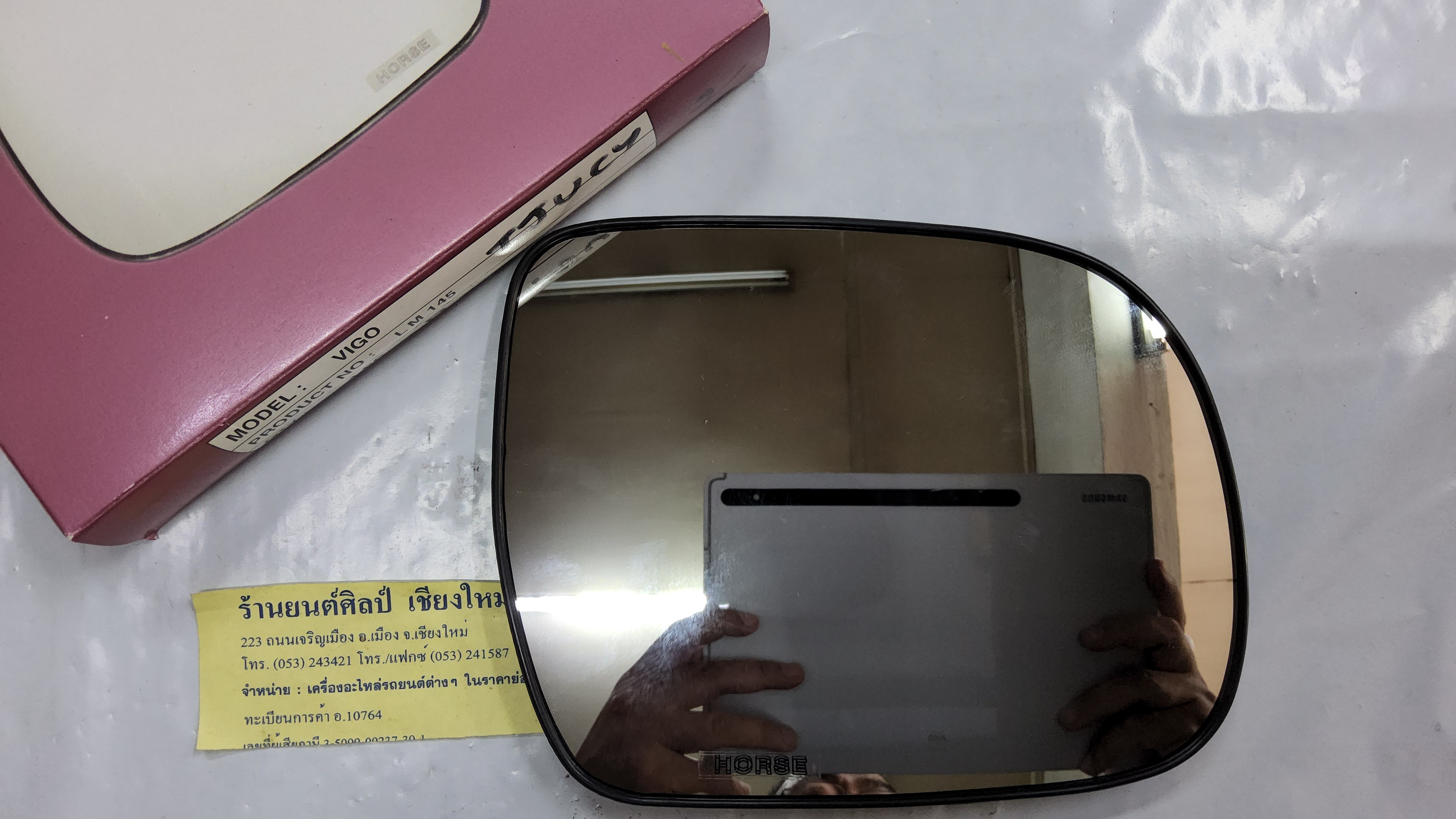 HORSE เนื้อ กระจกมองข้าง TOYOTA VIGO ปรับมือ สีดำ ข้างขวา RH [ LM145 ] ราคา อันละ