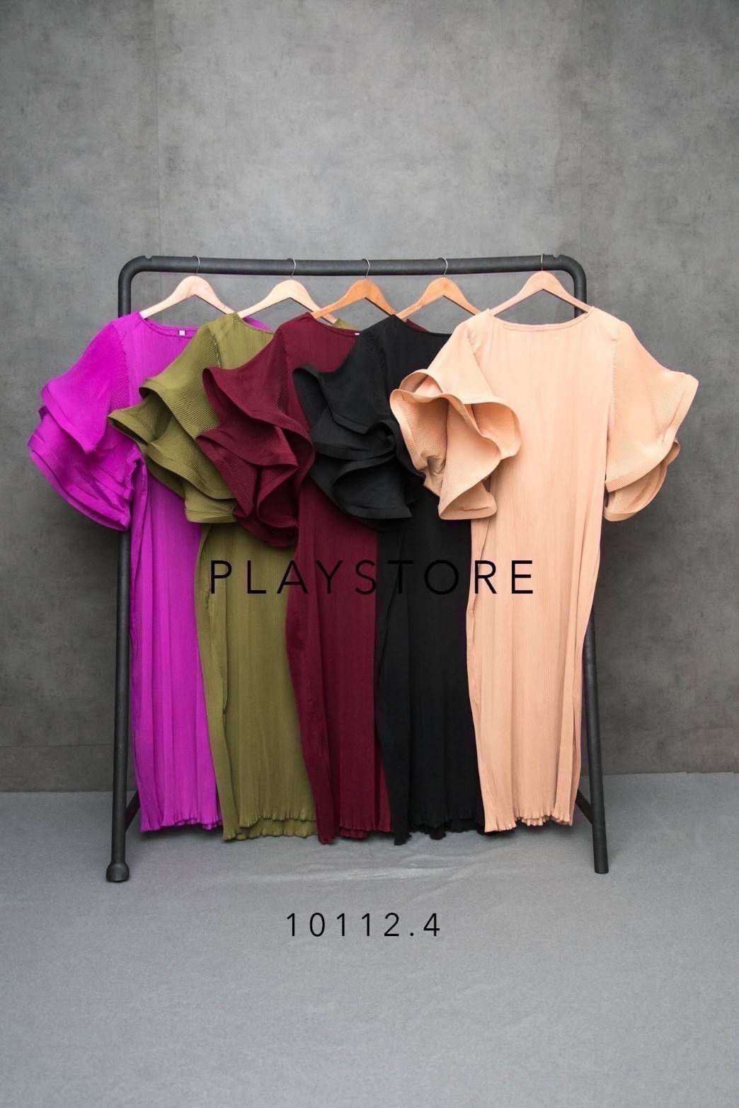 Mirrorsister’s Doshy Double Whirl Pleated Maxidress•• เดรสอัดพลีททรงสวยเริ่ด เว่อร์วัง ดีไซน์ที่แขนแต่งขอบสวยเด้งๆมี Curve Volume ขอบใหญ่Layer2ชั้นไม่หวงผ้า เนื้อผ้าดีใส่สบาย ใส่สวยจัดเต็มได้ลุคคุณนาย ช่วงตัวปล่อยใส่สบาย ต้องมีเจิดจรัส สีสวยสด โดดเด่นทุกม