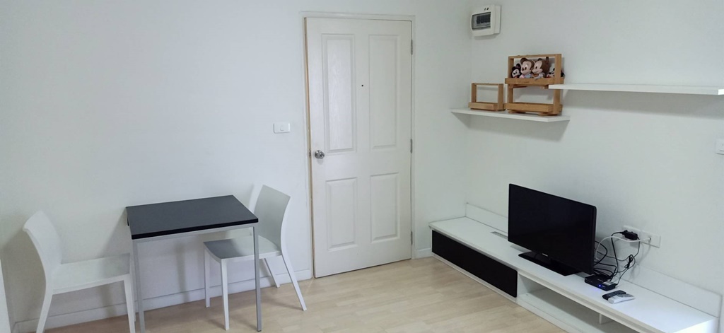 ให้เช่าด่วนราคาถูก คอนโด dcondo รามอินทรา ติดถนนรามอินทรา 30 ตร.ม. ตึก C ชั้น 6 เฟอร์ครบ ห้องสวย พร้อมอยู่