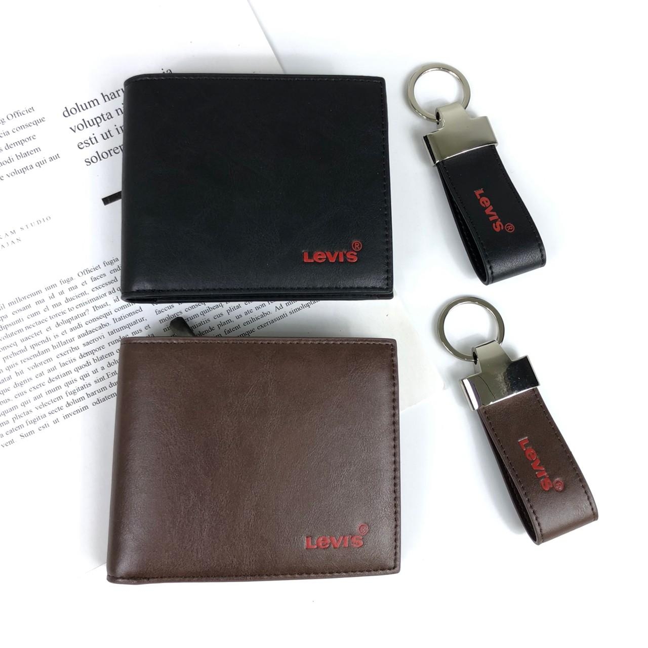 ชุดกระเป๋าสตางค์+พวงกุญแจผู้ชายแบรนด์เนมลีวายส์ Levi's Leather Wallet with Key Fob Set