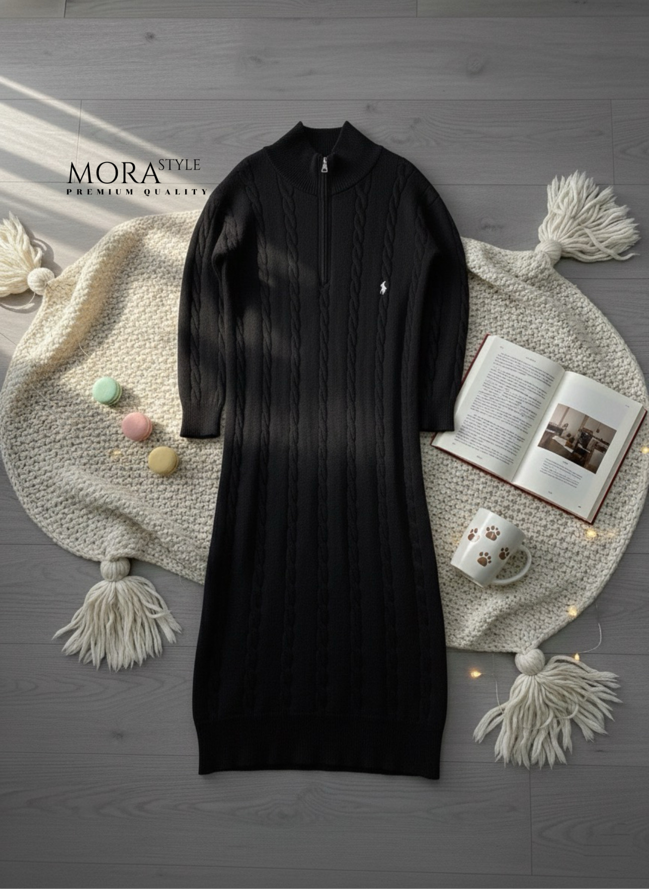 เดรสไหมพรหมแขนยาว คอเต่า เนื้อผ้านุ่มใส่สบาย ปักโลโก้ด้านหน้า มีซิปรูด เป็นอีกหนึ่งคอลเลคชั่นแนะนำสำหรับหนาวนี้เลยค่าา