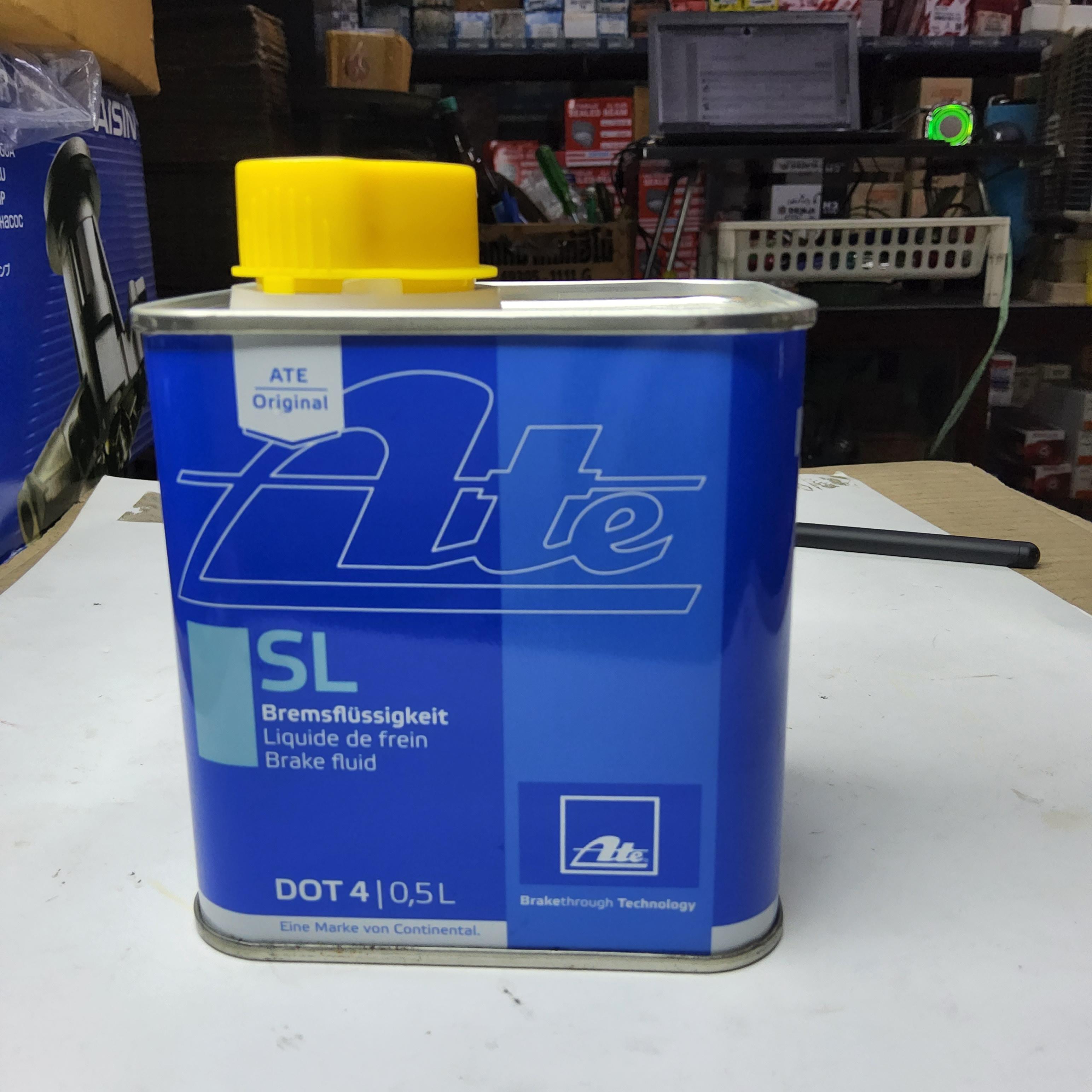 ATE น้ำมันเบรคและคลัทช์ SL DOT4 เอเต้ ขนาด 0.5 ลิตร ทนร้อน กระป๋องละ