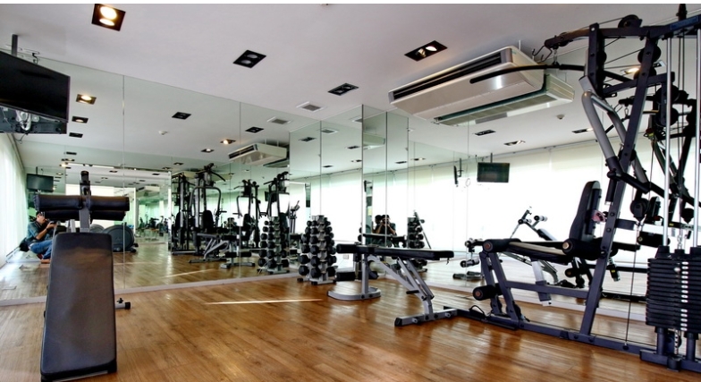 ขายด่วน พลัมคอมโดพาร์ค รังสิต เฟส3 ใกล้มหาวิทยาลัยกรุงเทพ 2 ห้องนอน 44 ตร.ม วิวสระน้ำ