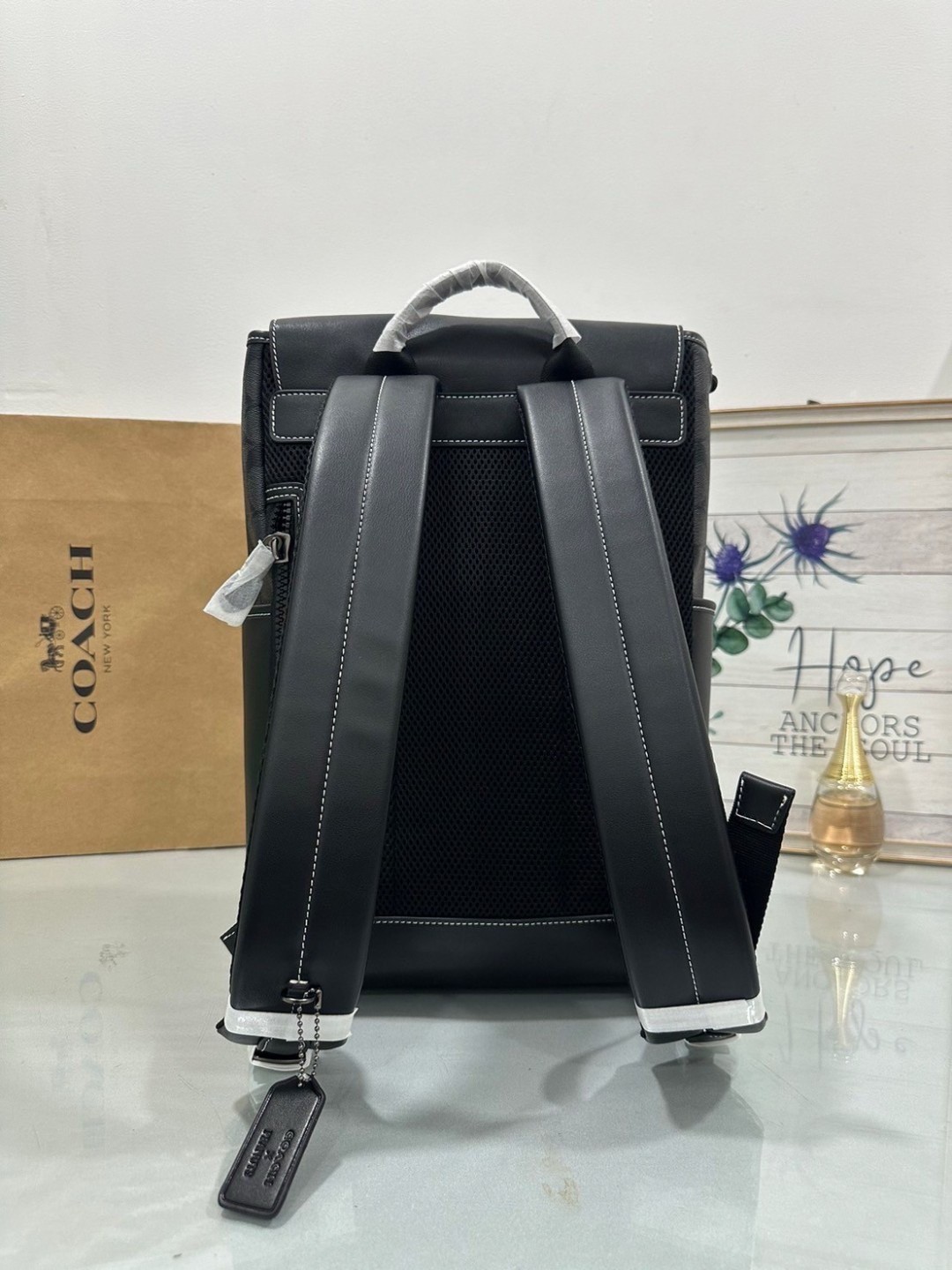 Coach Disney CC036 backpack กระเป๋าเป้เดินทางใบใหญ่แบรนด์เนมโค้ชหนังแท้สีดำเทาลาย C ลายการ์ตูนดิสนีย์ขนาด 16 นิ้ว