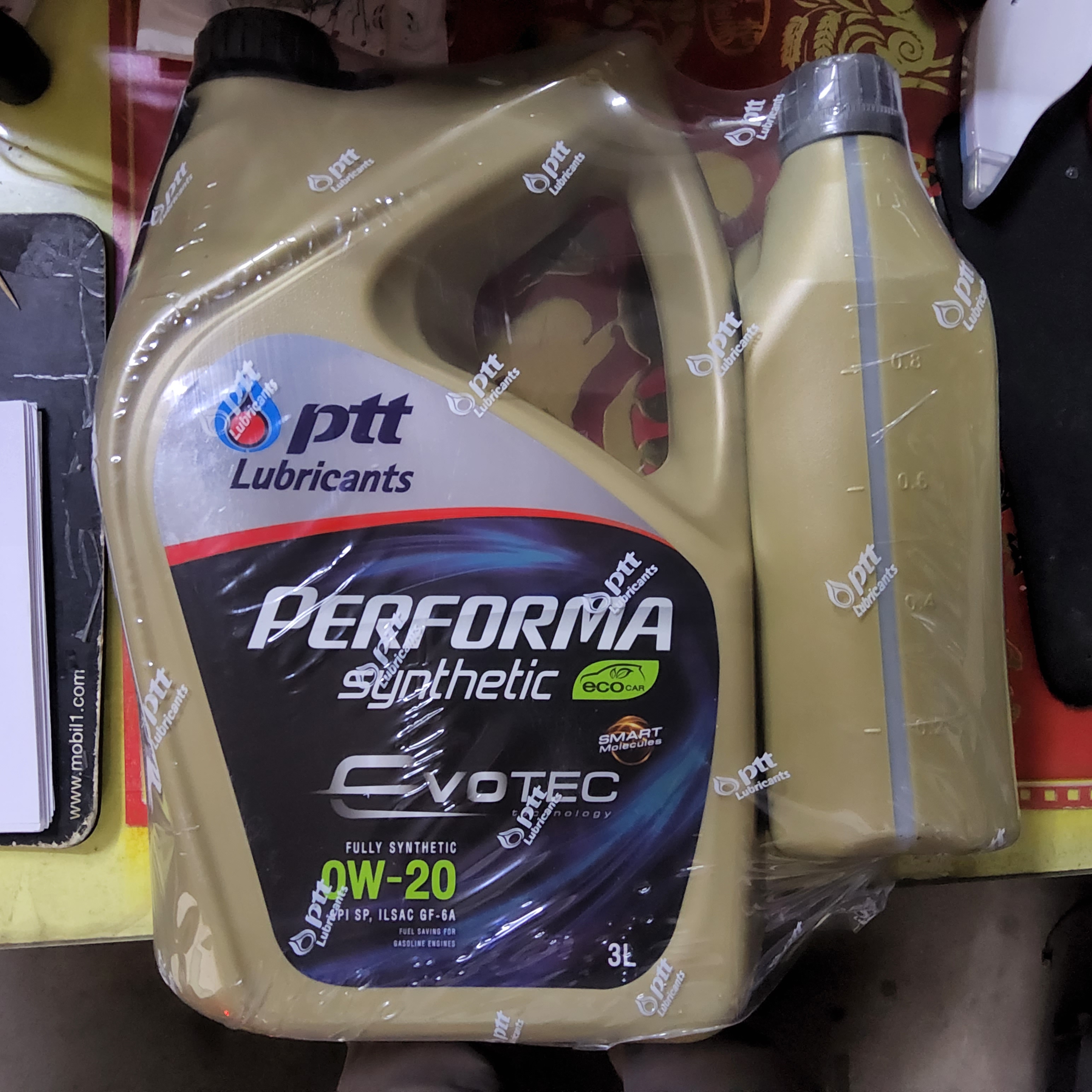 น้ำมันเครื่องเบนซิน PTT Performa Synthetic 0w-20 อีโก้คาร์ สังเคราะห์ 100% ขนาด 3+1 ลิตร