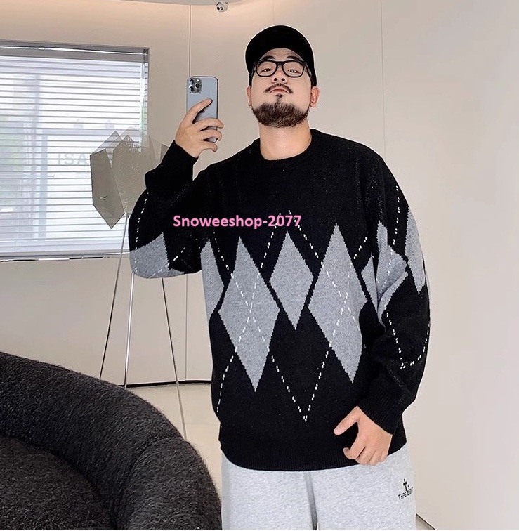 หนาวแค่ไหนก็ไม่กลัว! อุ่นได้ถึงใจไซส์ใหญ่สุด 59 นิ้ว เสื้อสเวตเตอร์ไหมพรมทอหนา คอกลมทรงหลวม ใส่เดี่ยวก็ดี ใส่ข้างในก็อุ่นเวอร์ ผ้านุ่ม ไม่คัน ไม่รัดตัว ใส่เที่ยวต่างประเทศได้ทุกพิกัดมีไซส์ใหญ่พิเศษ XL–8XL หลวมใส่สบาย ดูเพรียวขึ้น ใส่แล้วไม่ตัน