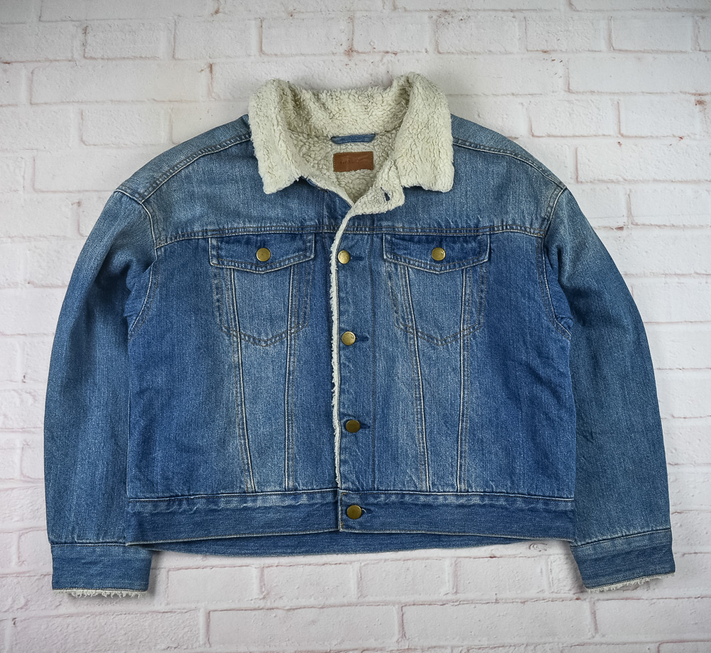 earth music&ecologyแท้ รอบอก 43 เสื้อแจ็คเก็ตยีนส์ ผู้ชาย เอิร์ธ มิวสิค แอนด์ อีโคโลจี สียีนส์ เสื้อแขนยาว เนื้อผ้าดี