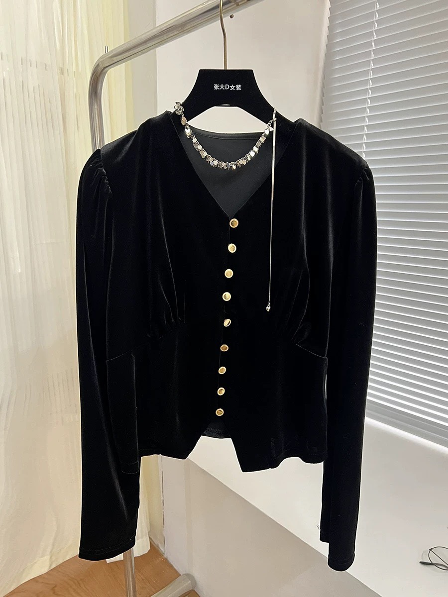 ||| GB SHOP ||| 631#เสื้อแขนยาวกำมะหยี่คอวี งานกระดุมหน้า เนื้อผ้าดี ทรงสวย TAG : 🇰🇷 🇰🇷