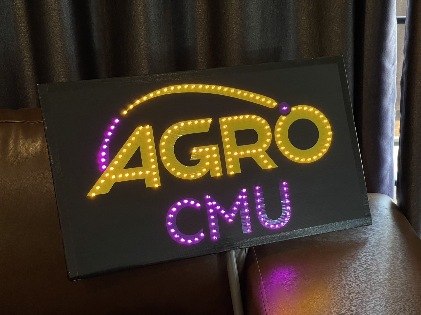 ป้ายไฟเชียร์ ขนาด 70 x 40 cm