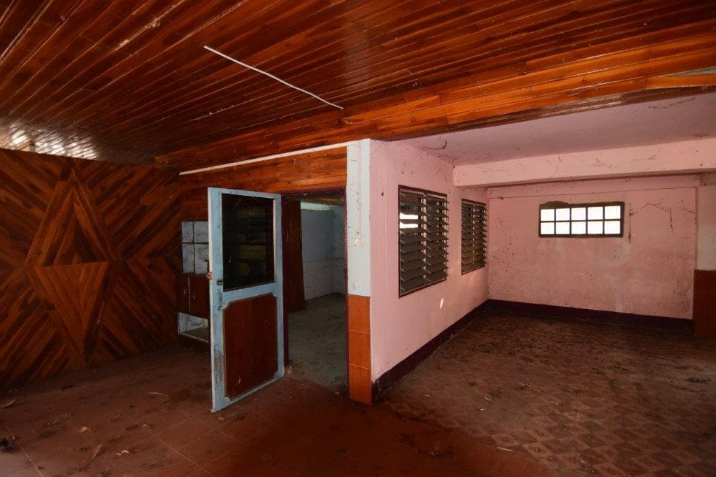 ด่วนขายบ้านพร้อมที่ดิน 1 ไร่ราคาถูกที่สุดพร้อมเข้าอยู่ใกล้ถนนใหญ่ 350 เมตร ใกล้ธนาคารออมสินเด่นชัย 528 เมตร