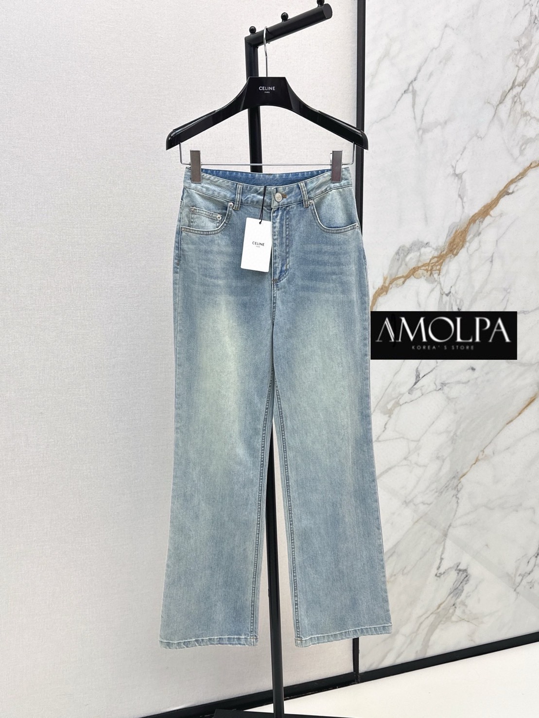 กางเกง CELINE DENIM งานสวยยยยม๊ากกก ใส่สบาย งานไฮเอนชนช๊อป ขึ้นห้างเลยน๊า งานดีม๊ากกกกมาก ใส่สบายมีกระเป๋าข้าง แมทซ์กับอะไรก็สวย เก๋ สุดๆ ห้ามพลาดเลยน๊า #AMOLPA BRAND