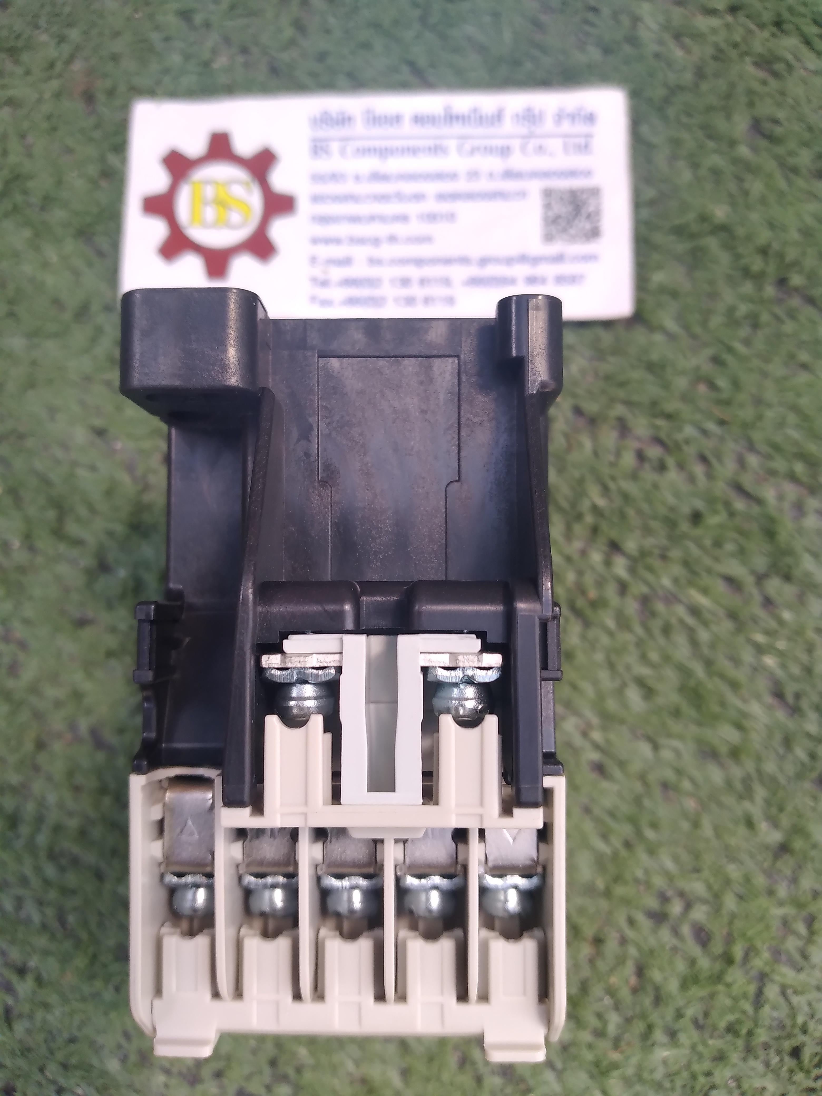 MITSUBISHI : คอนแทคเตอร์ S-T12 coil 220Vac